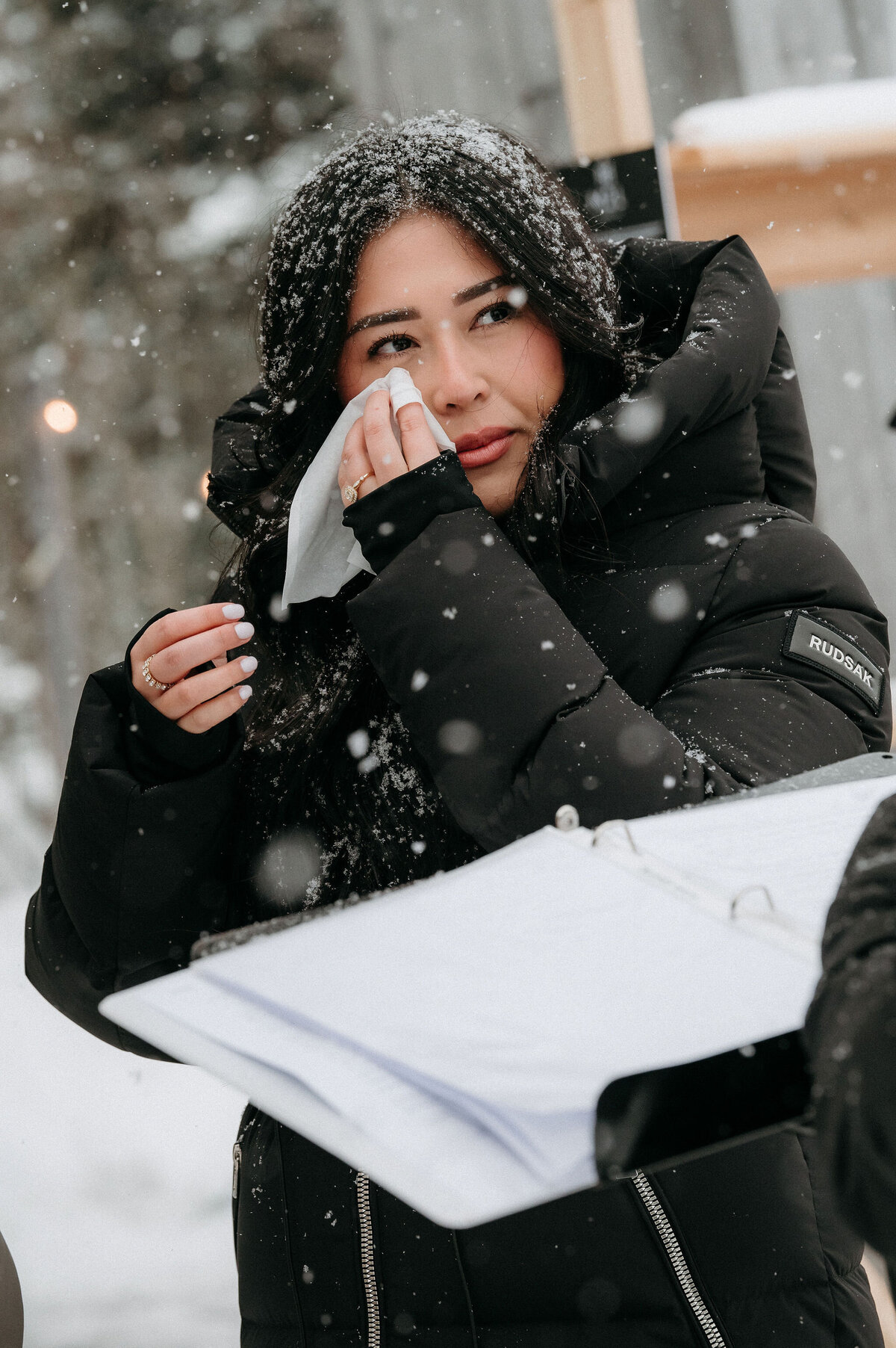 S-R_Winter-Elopement-Quebec-53