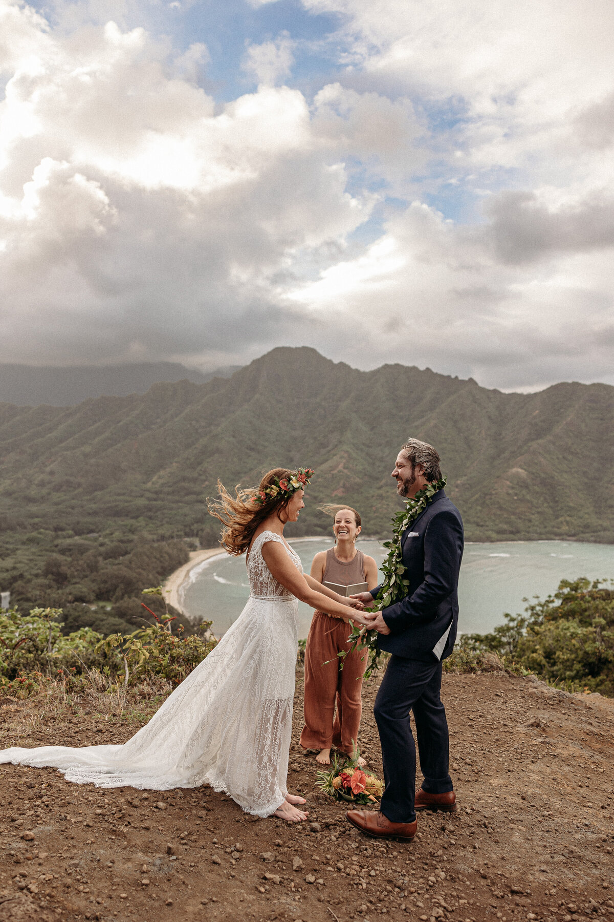 Crouching-Lion-Hike-Elopement-6