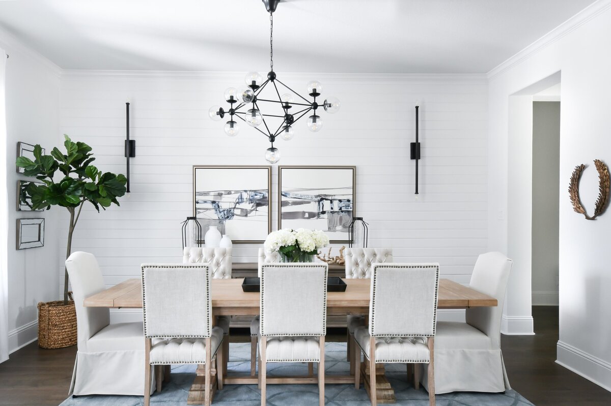 coastal-chic-dining-room-interior-design-kingwood-texas-2-min