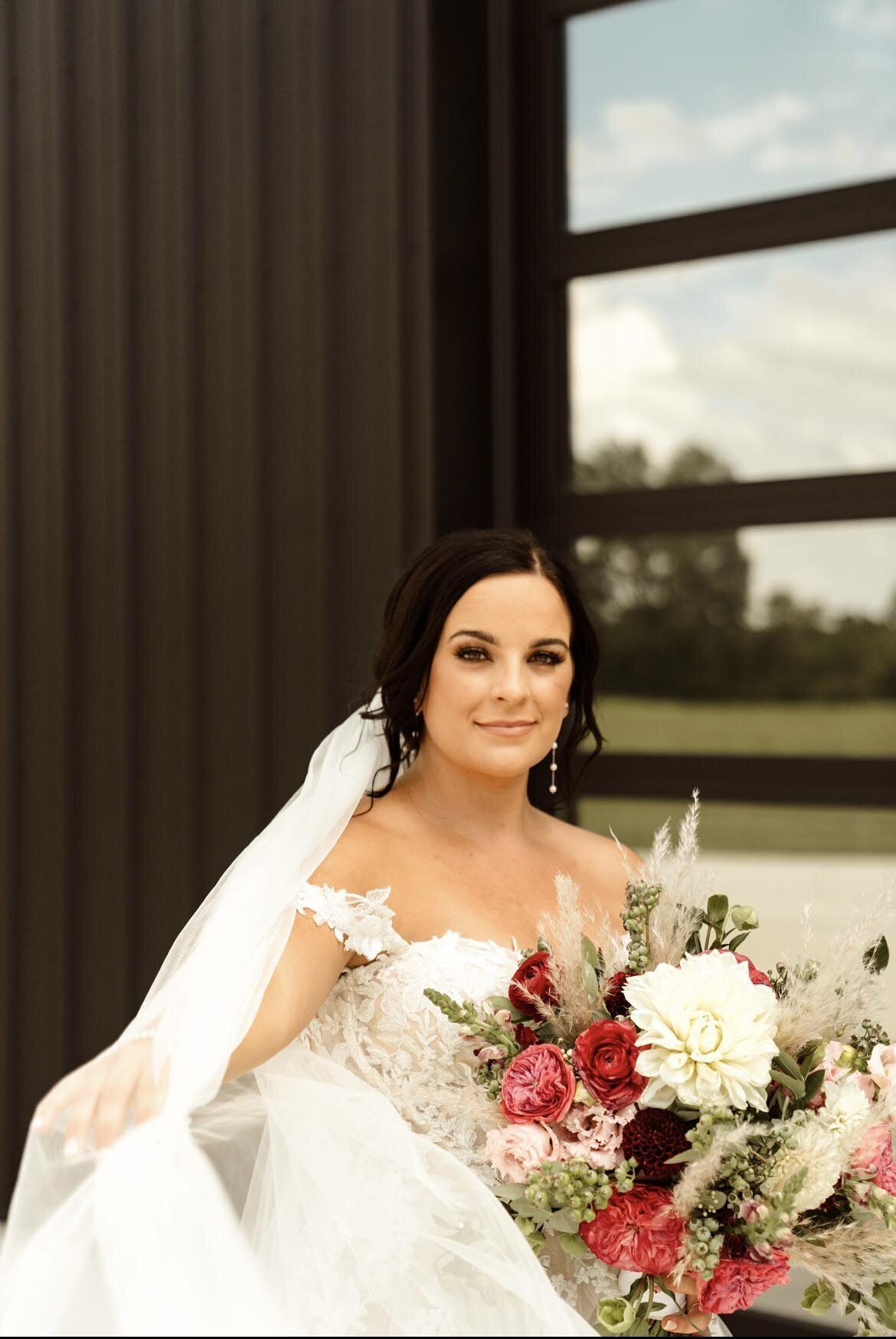 Hayley Palmer Ohio Bridal Makeup Artist11