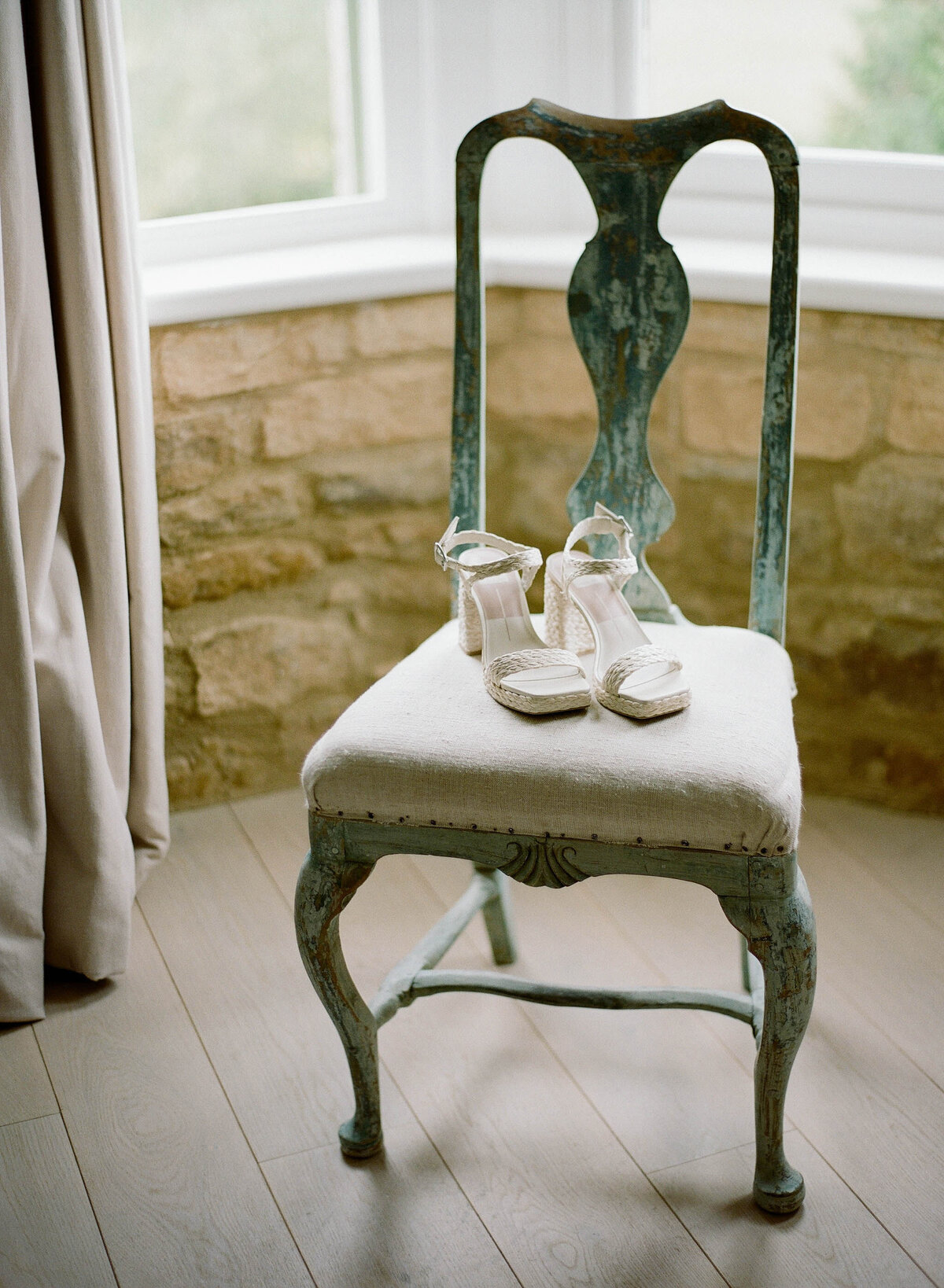 cotswolds-film-wedding-photographer-destination18