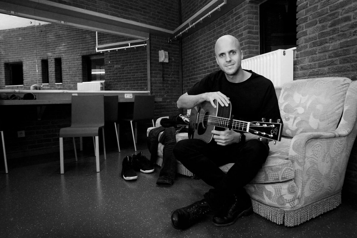 Bart Van der Moeren - BackOnFront - 103 - Milow
