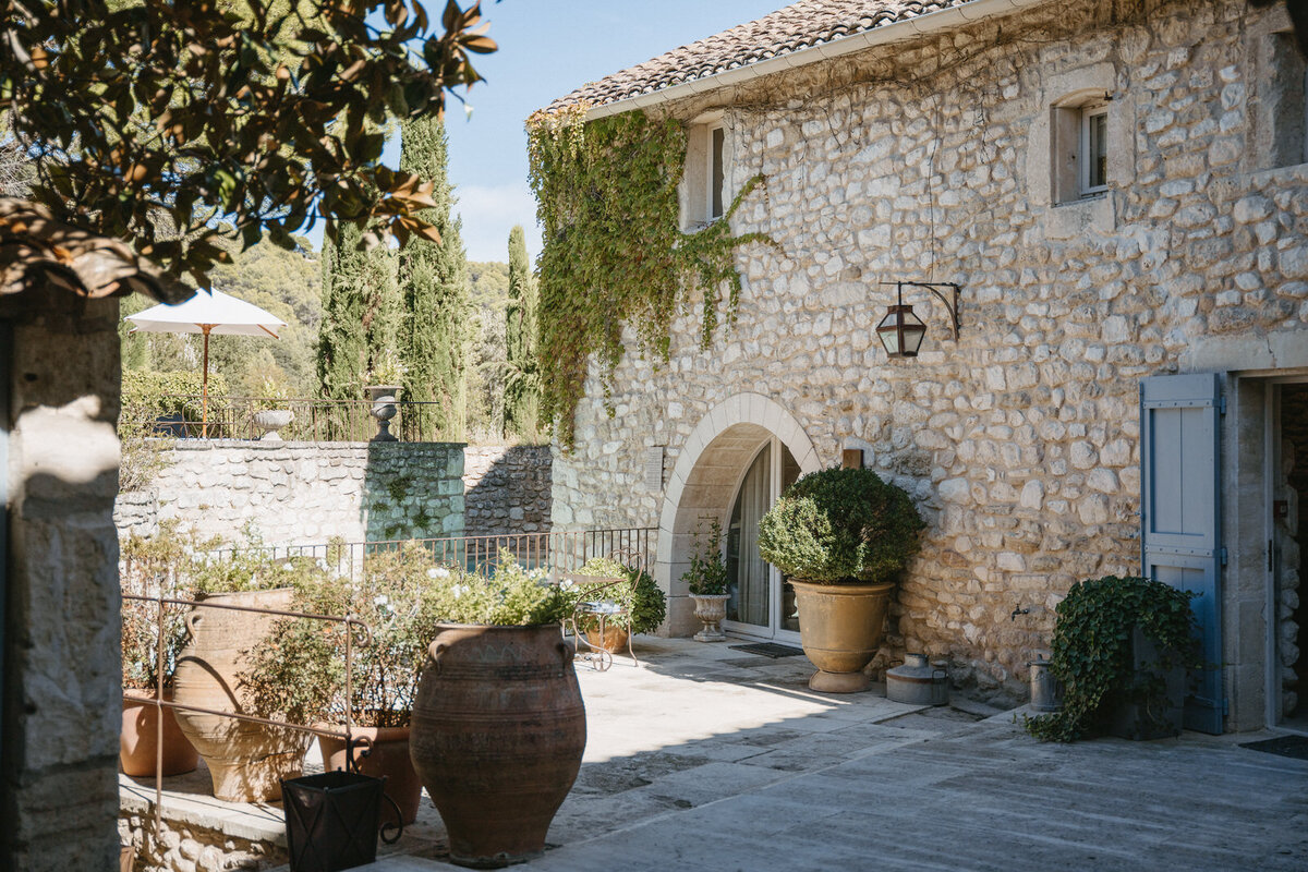 Flora_And_Grace_Provence_BastideDeMarie_Editorial_Wedding_Photographer (157 von 2213)