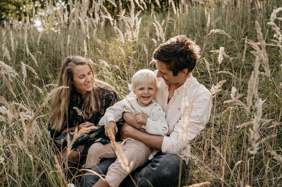 19-LouiseBoonstoppelFotografie_familieshoot_gezin
