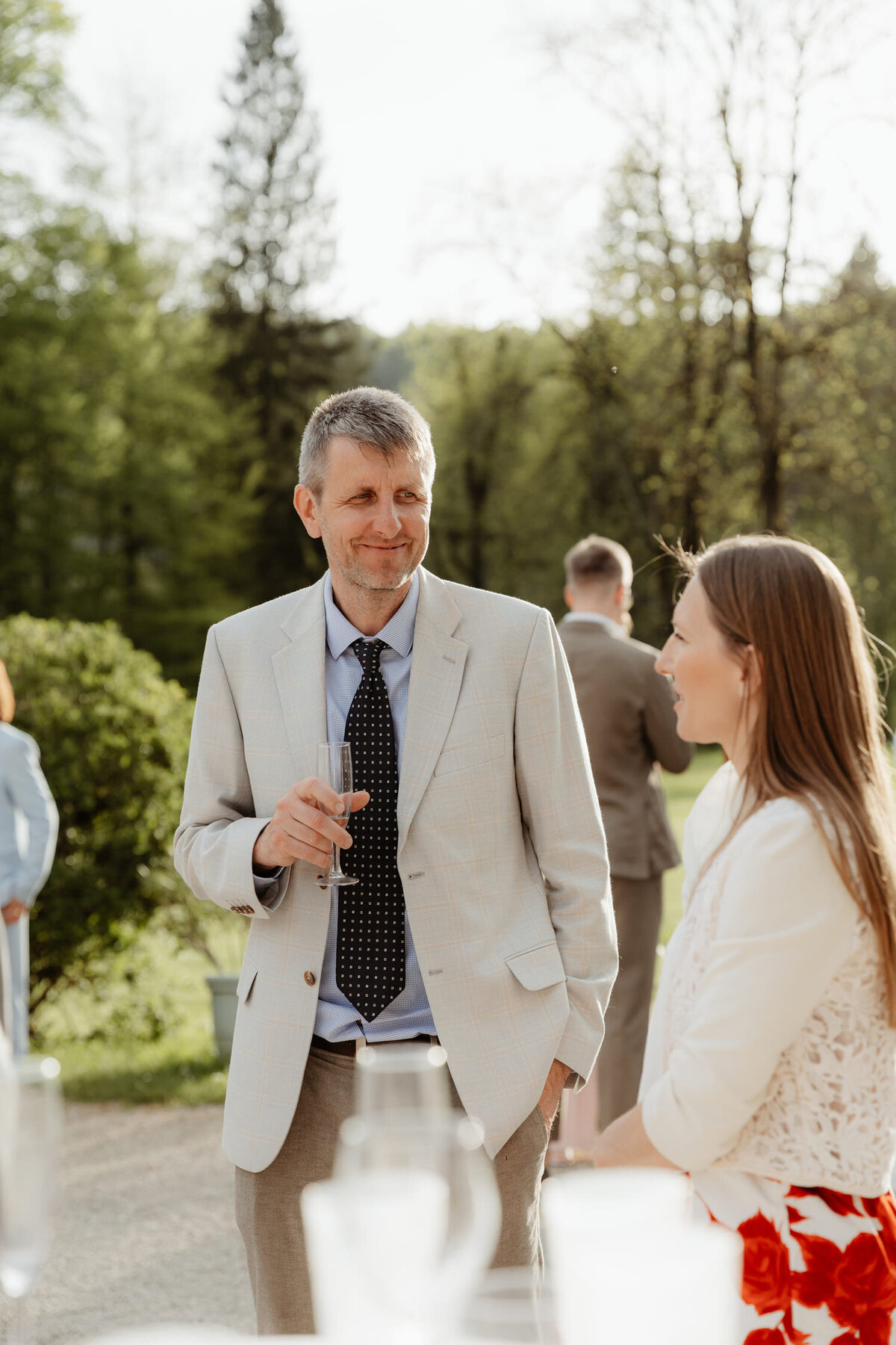 Elodie-et-Ludvik-cocktail-mariage-invites-21