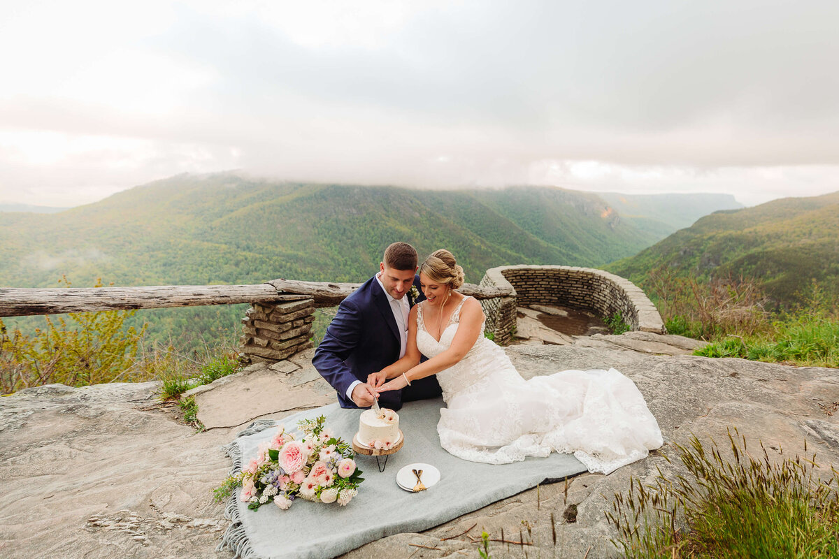 Wiseman's-View-NC-Elopement-51
