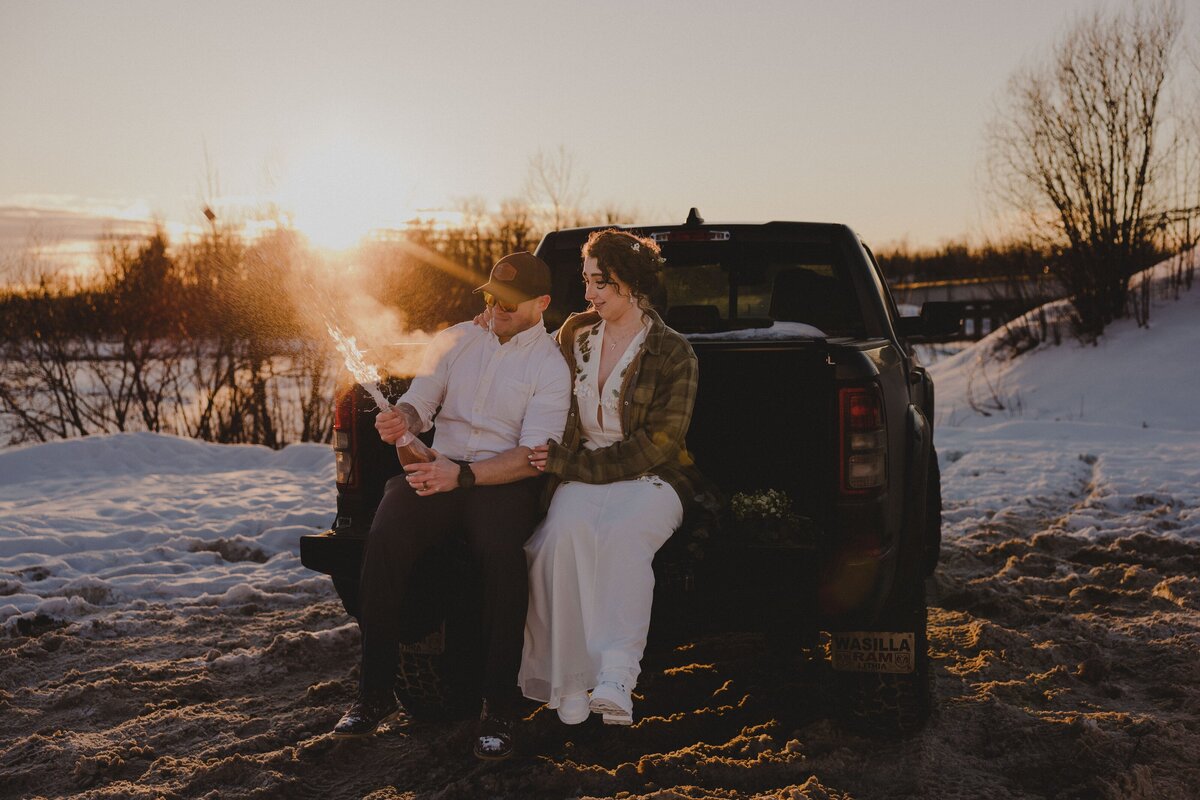 Alaska Elopement-Airplane Hangar-Zack & Zoe_632