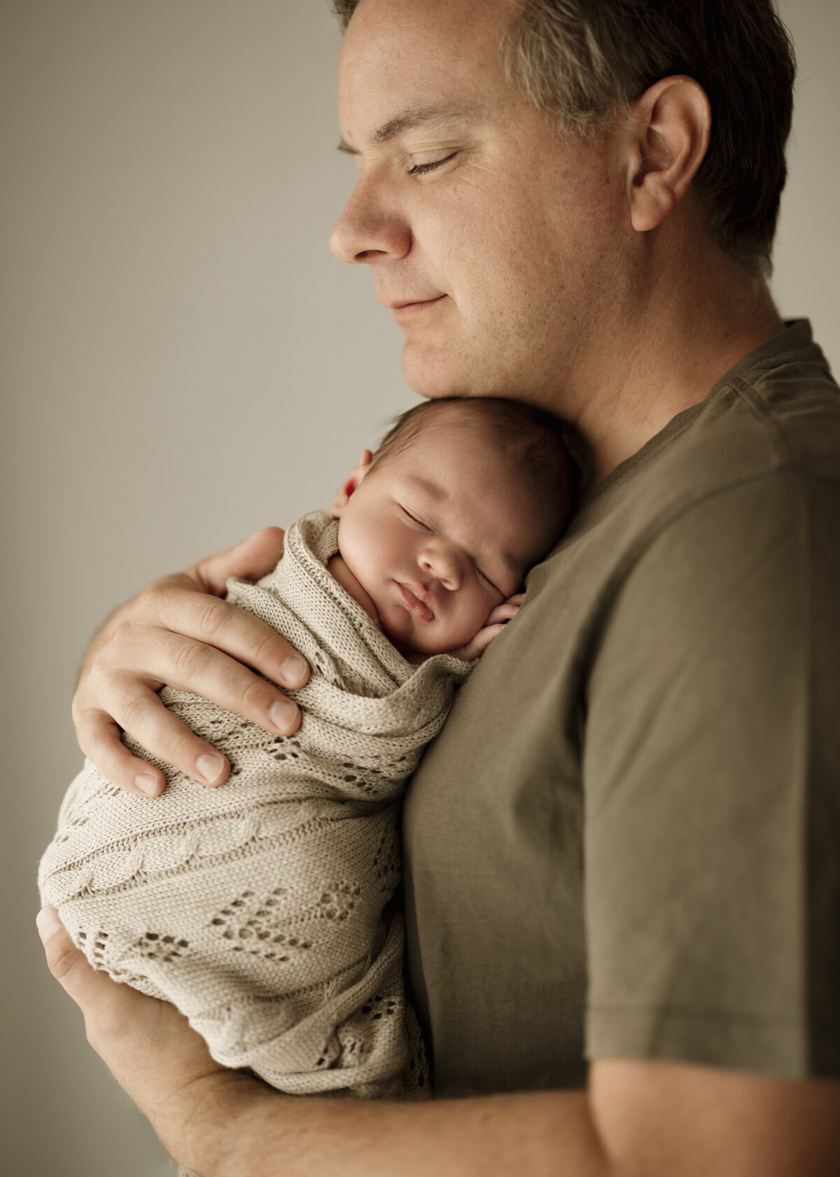 best-time-for-newborn-photography-perth.jpg