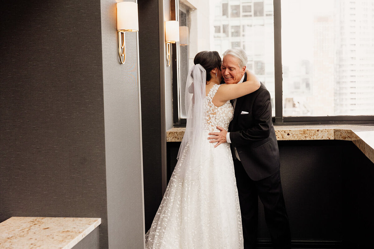 intercontinental-hotel-chicago-wedding-downtown-loft-009