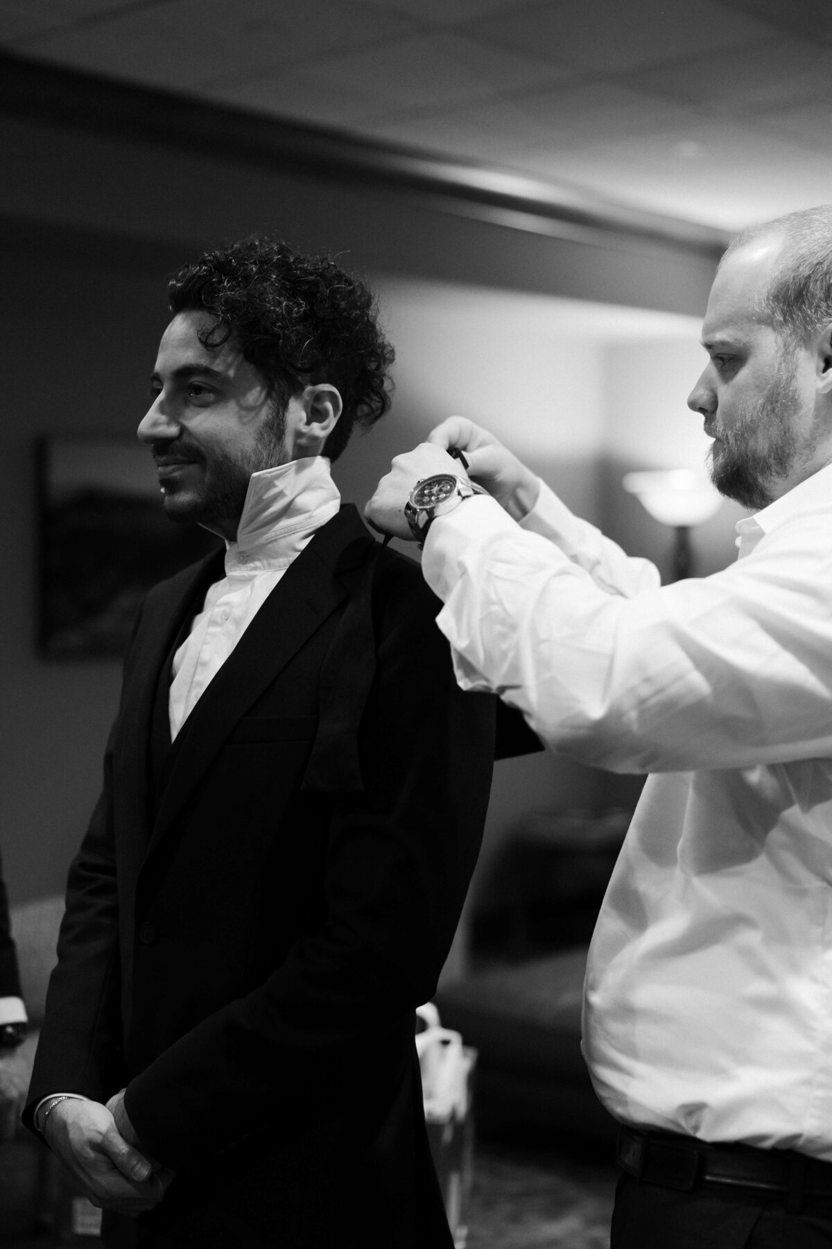 5_riskyexposure_marley-simon_las-vegas-elopement-photography