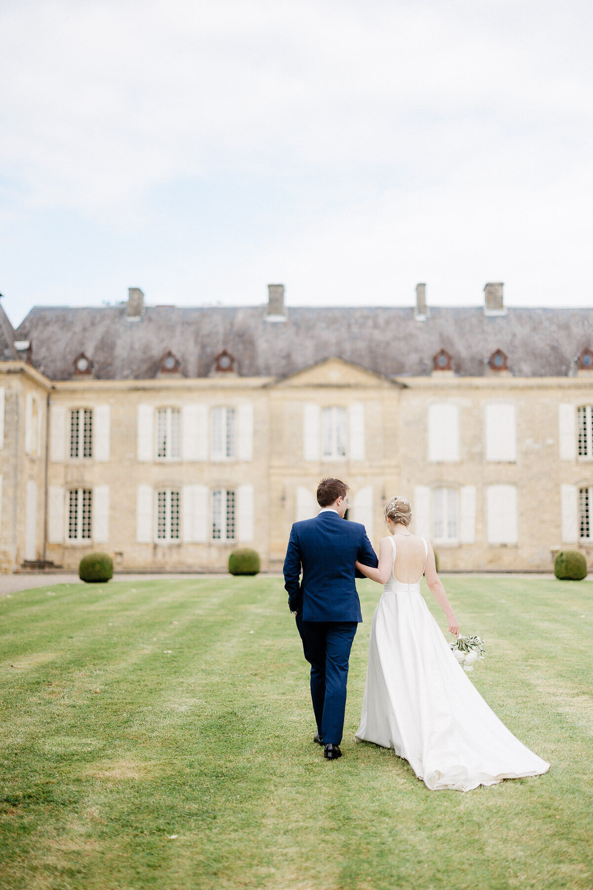 Modern_Chic_Chateau_Valouze_Destination_Wedding_Photographer-83