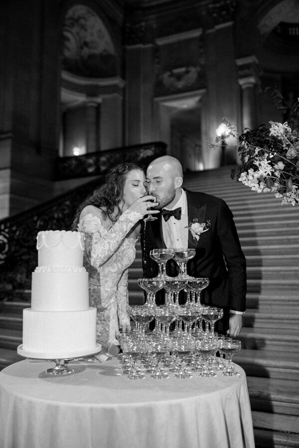 Lauren+Alex_sf_city_hall_108