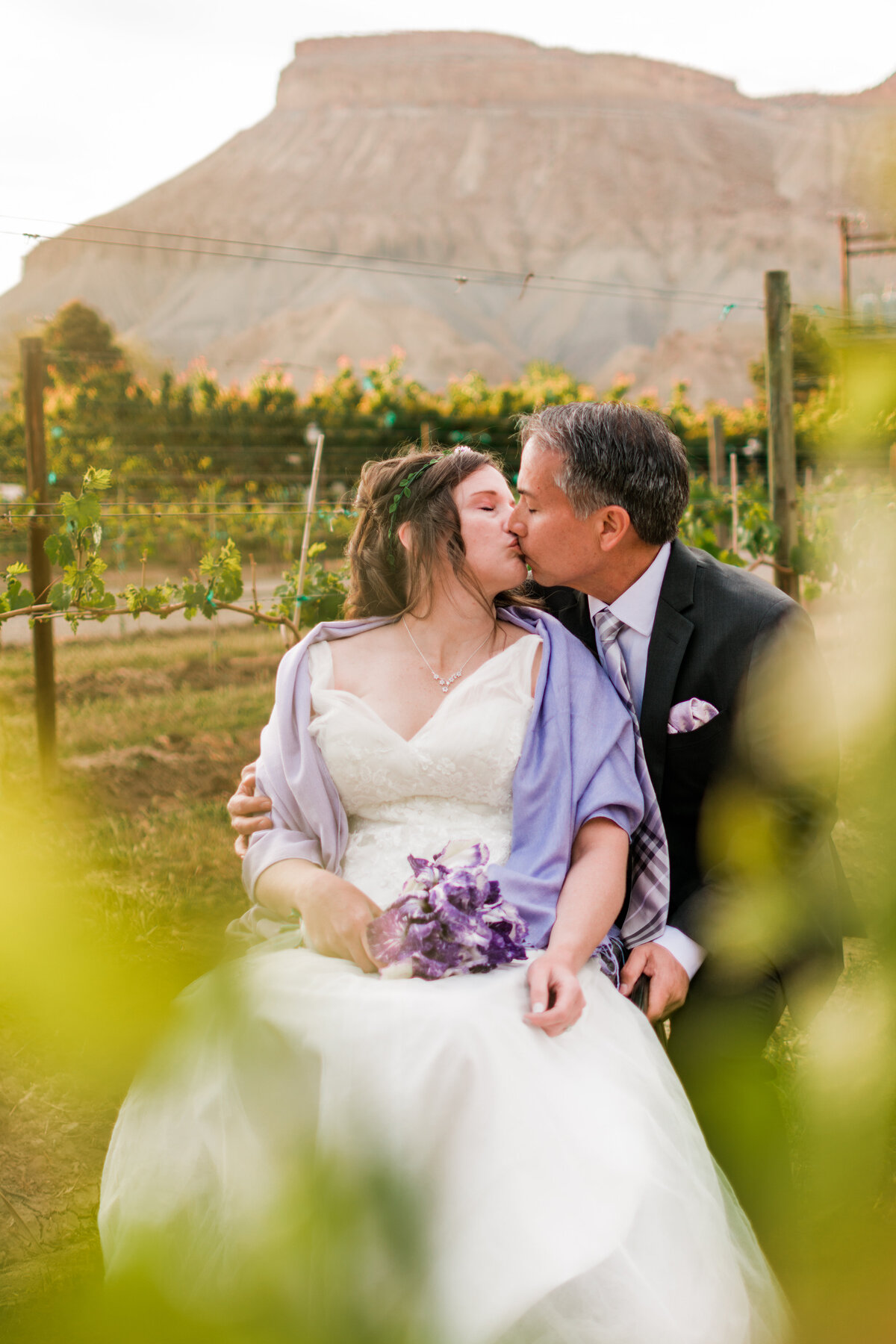 amys-courtyard-spring-palisade-wedding_0555