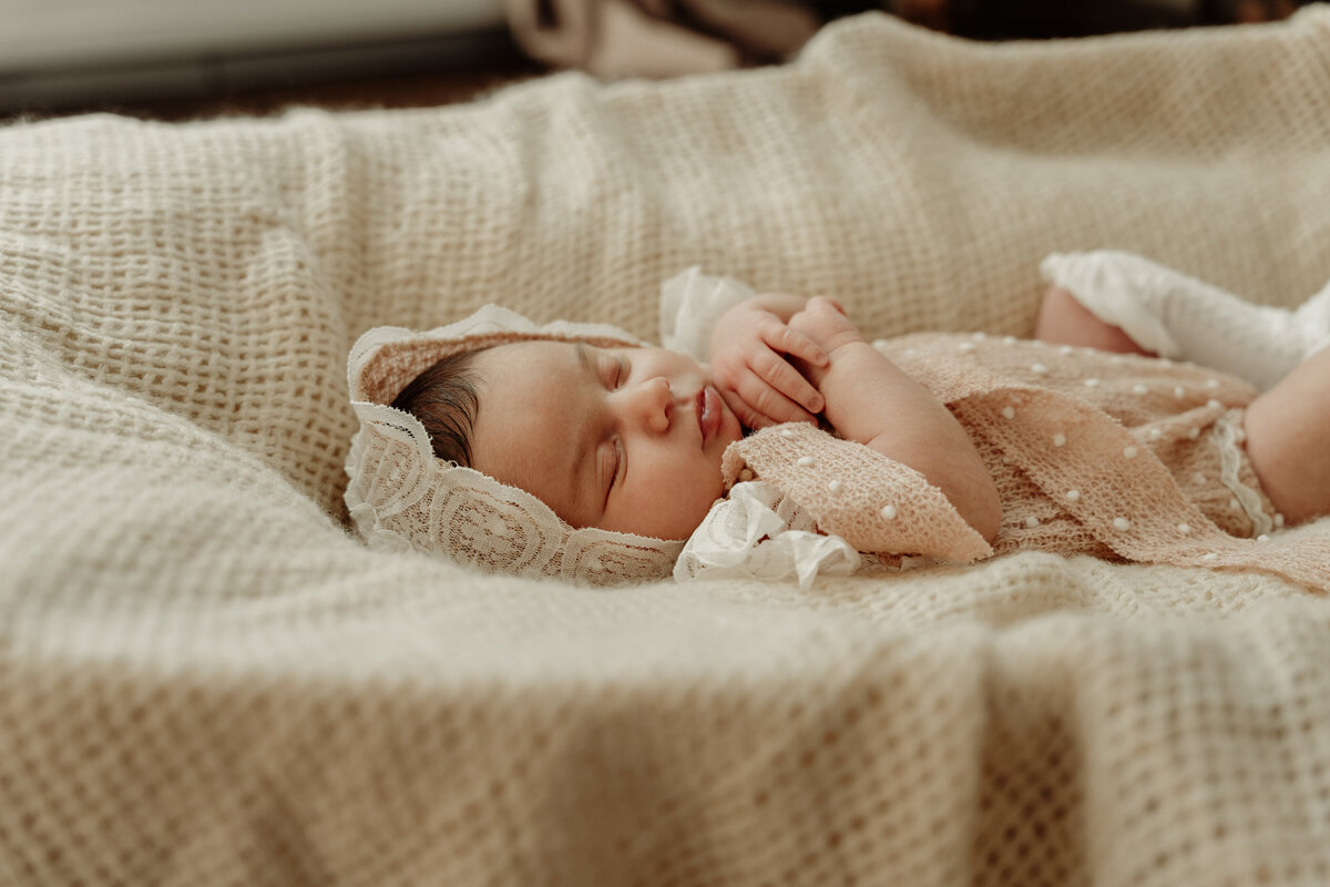 Staten Island NY photographer. Staten Island NY newborn photographer. New York newborn photographer. Richmond County photographer. Staten Island newborn photoshoot.