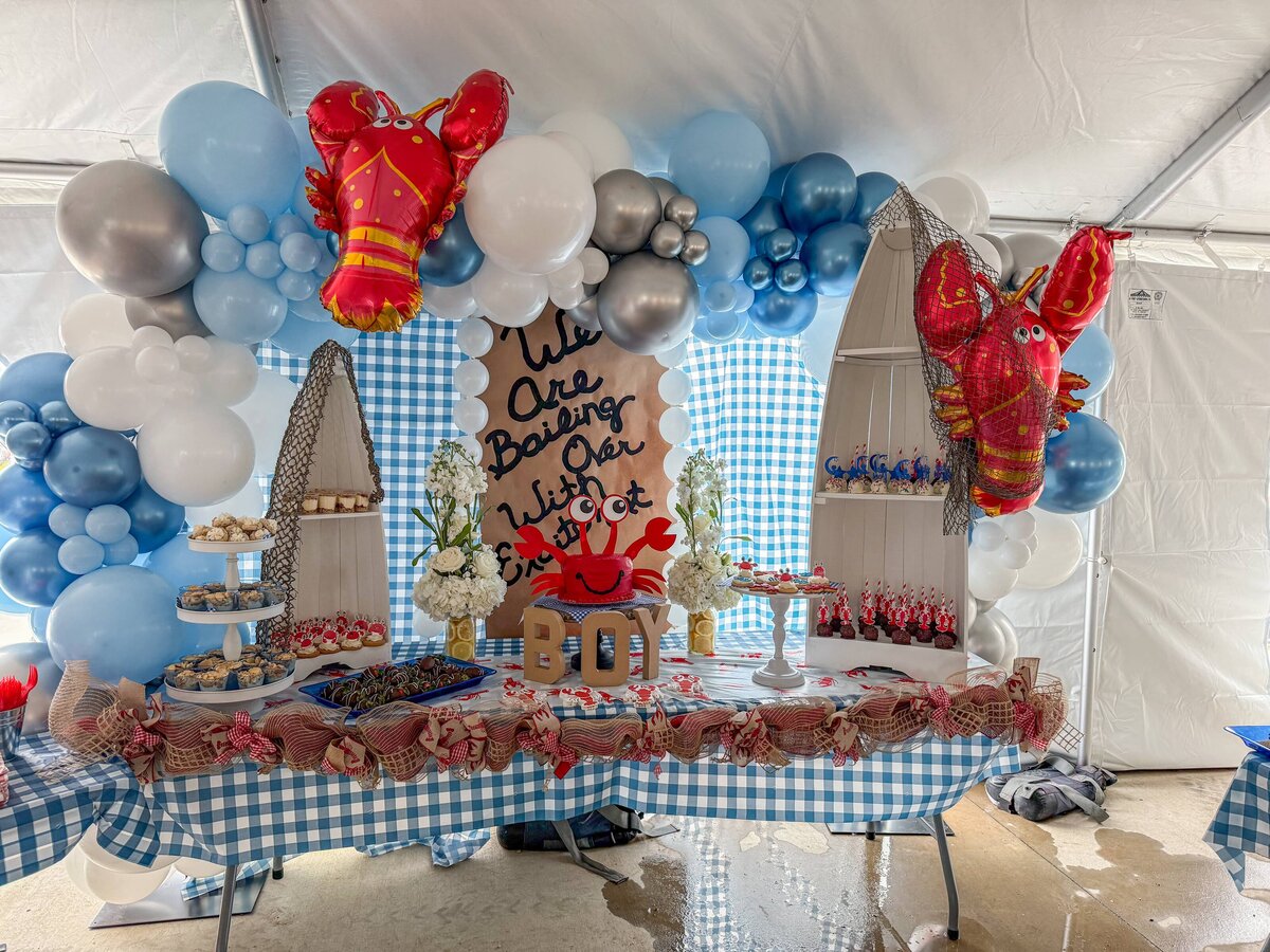 lobster balloons