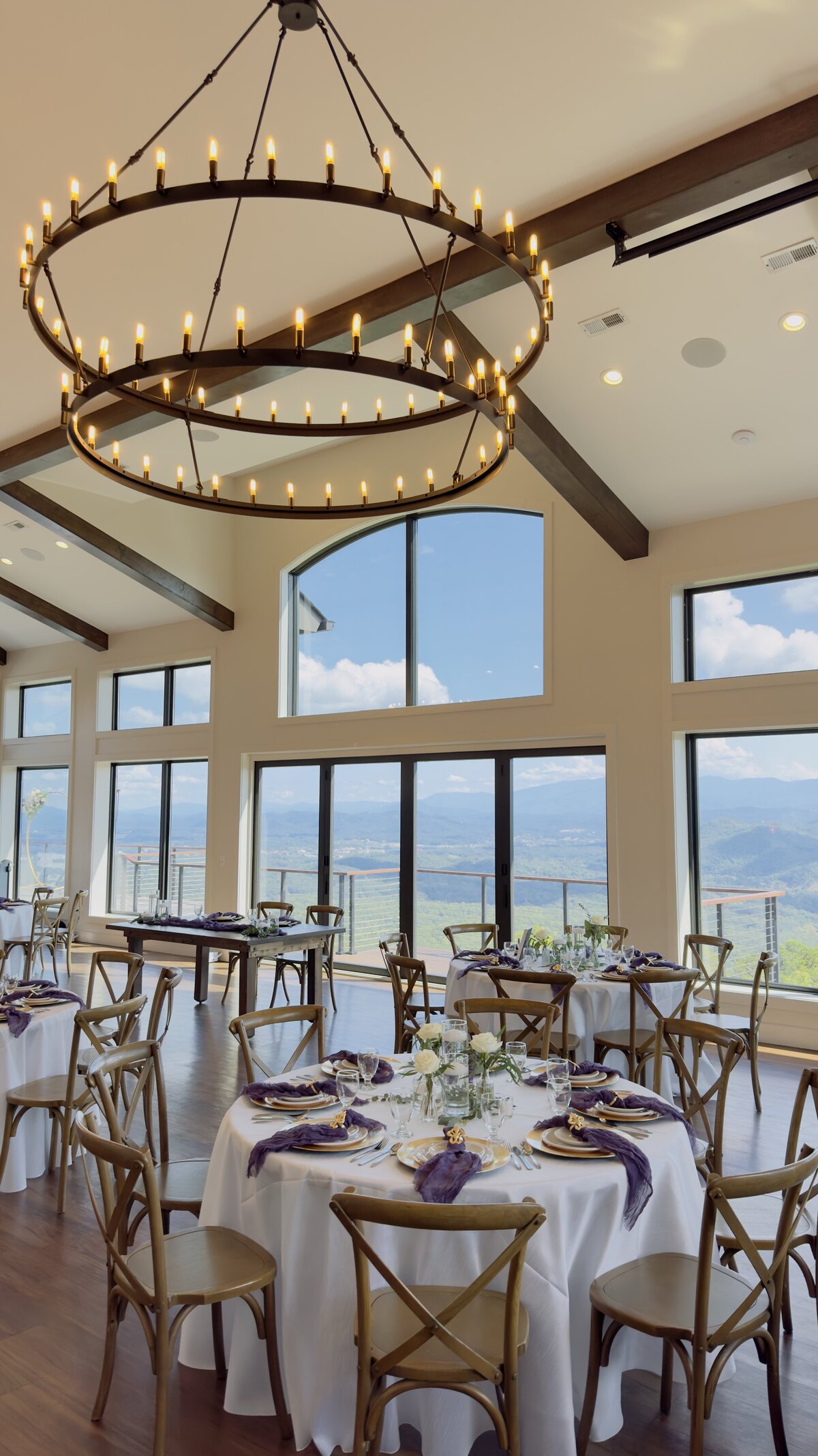 best-tennesse-destination- smoky-mountain-wedding-venues-near-me