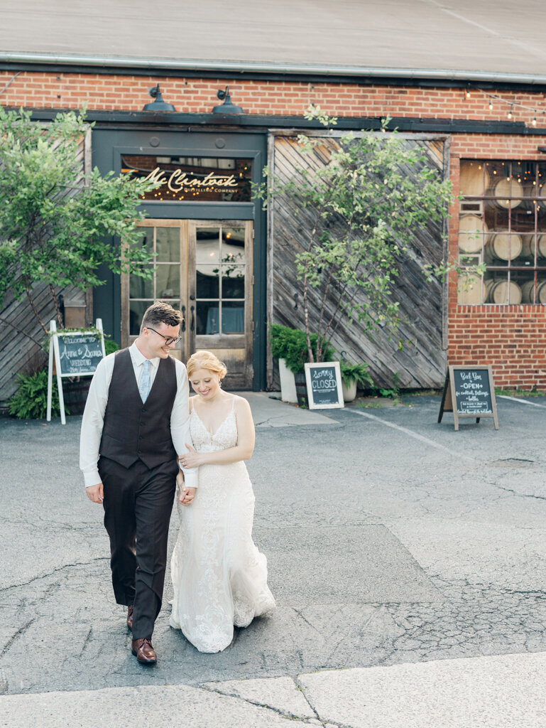 McClintockDistilling-FrederickWeddingPhotographer-BaltimoreWeddingPhotographer-NicoleSimenskyPhotography-41