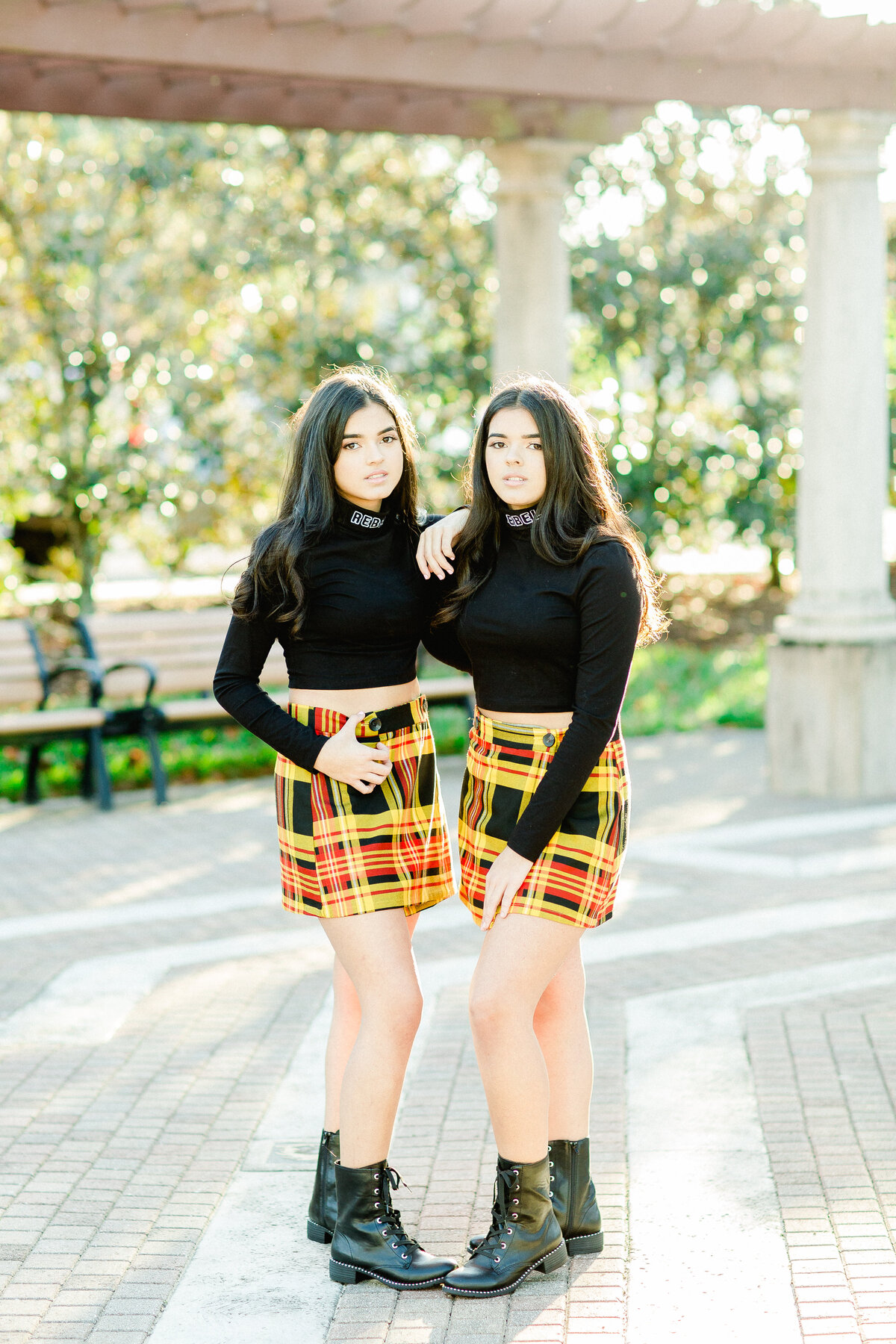 Twin Senior Session Tampa @ Ailyn La Torre Photography 2019 19323