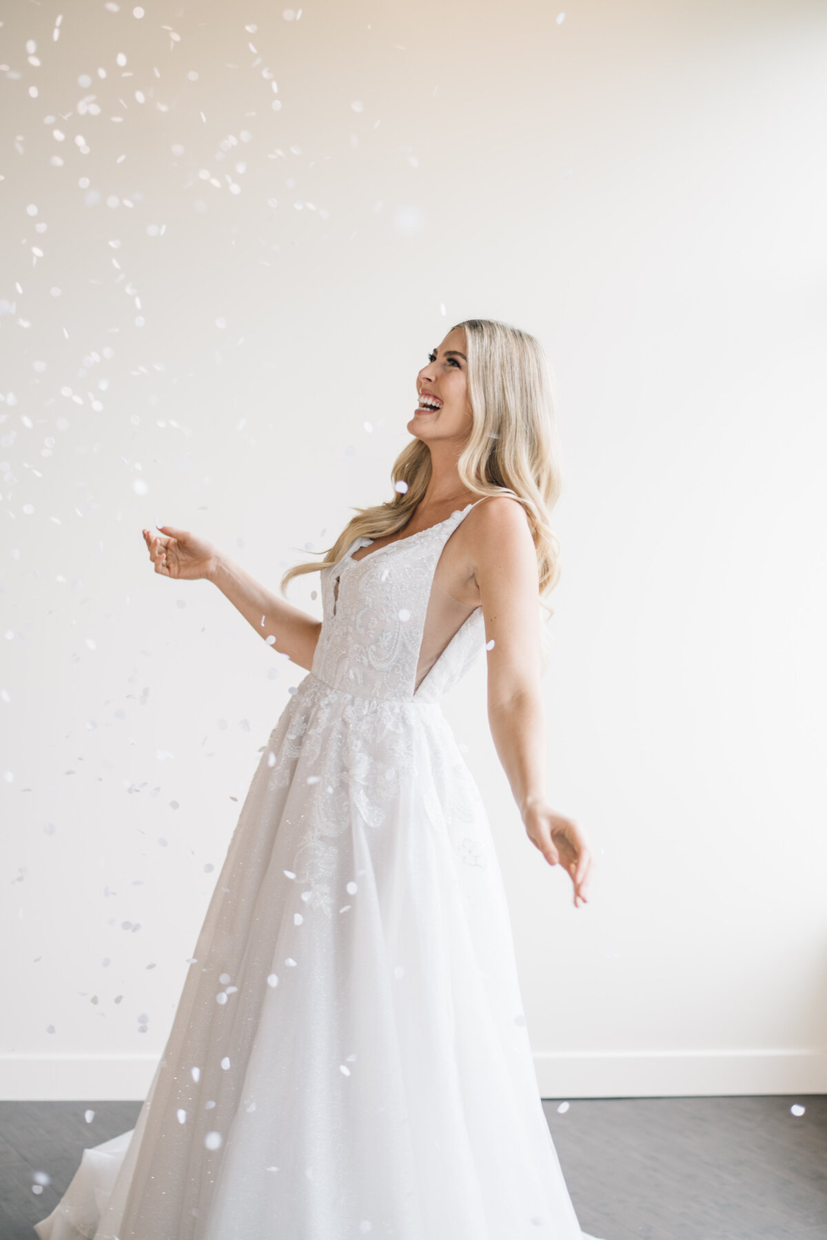 Classic A-line bridal gown from Delica Bridal, an elegant bridal boutique based in Edmonton, Alberta. Featured on the Brontë Bride Vendor Guide.