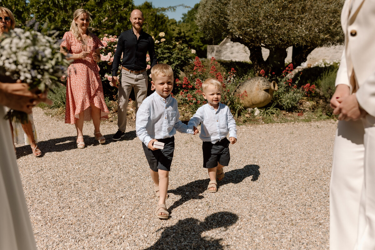Kate&Kate_chateaudestpaul_francewedding_lauradeanphotography_dorsetweddingphotographer-27