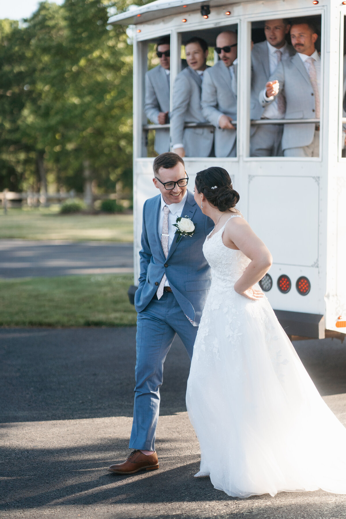 Bride and groom at Massachusetts wedding venue with true-to-color photography 