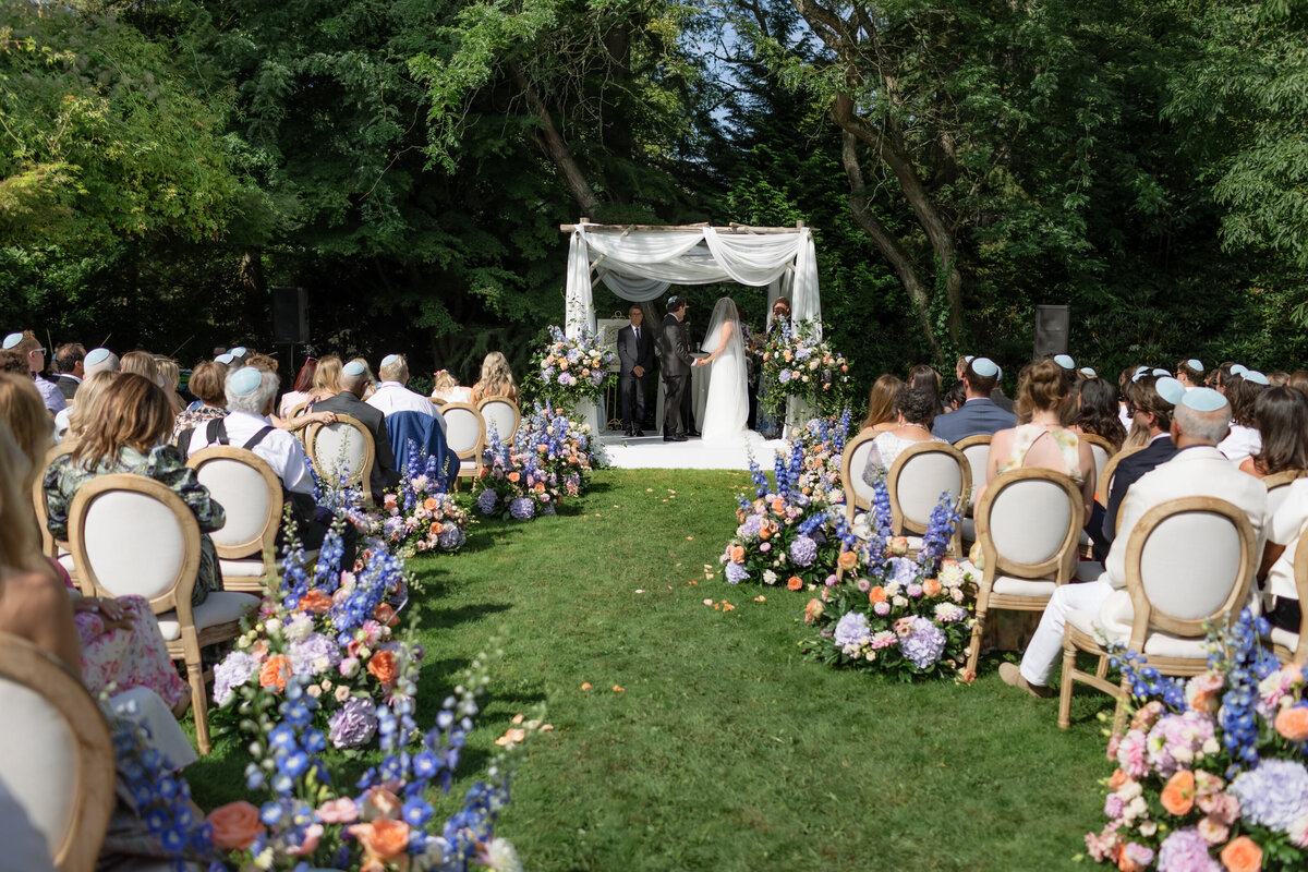 MeghanHemstra-Colourful-Vancouver-Garden-Wedding-110