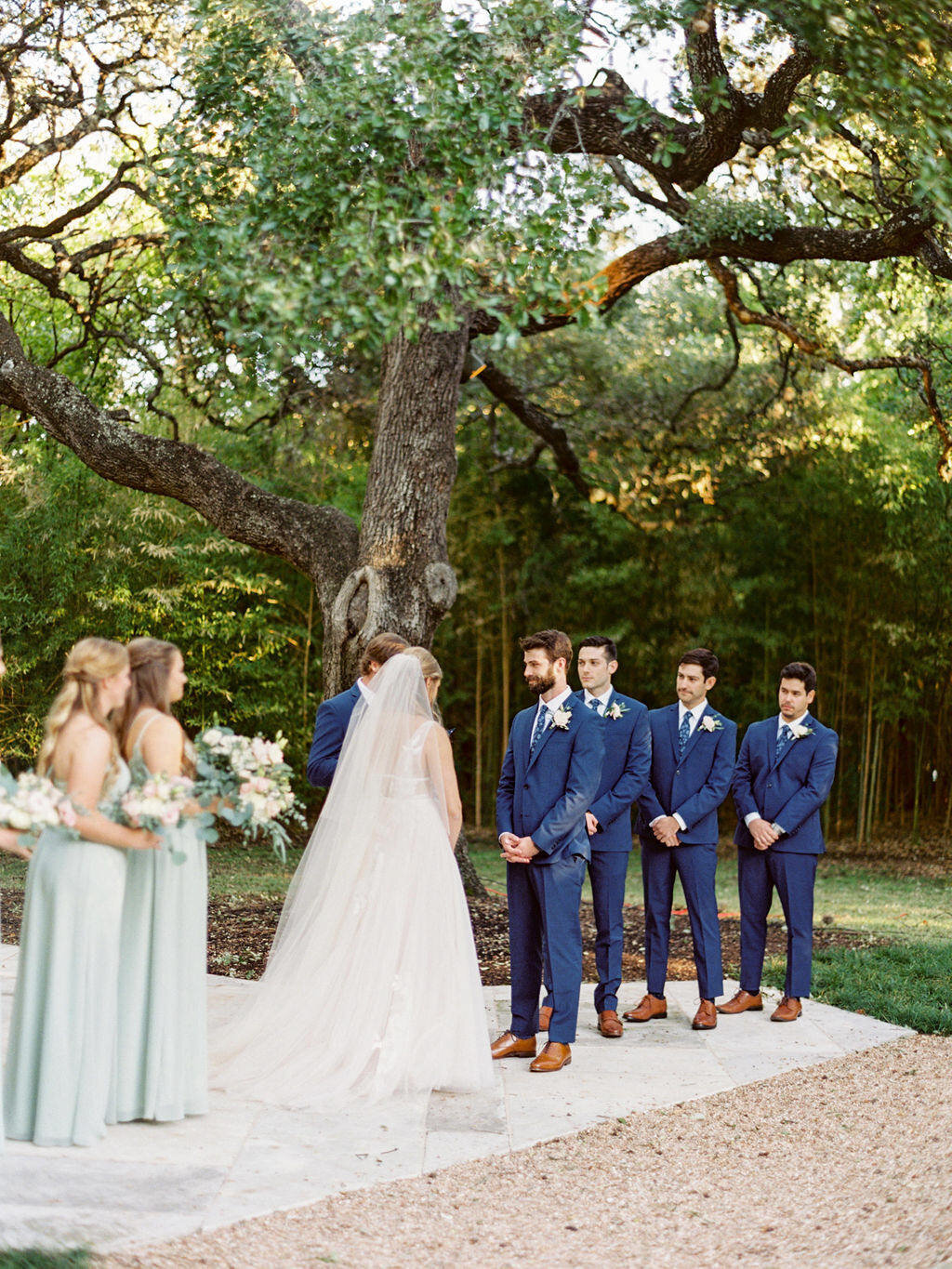 mercury-hall-wedding-austin-texas-wedding-photographer-mackenzie-reiter-photography-33