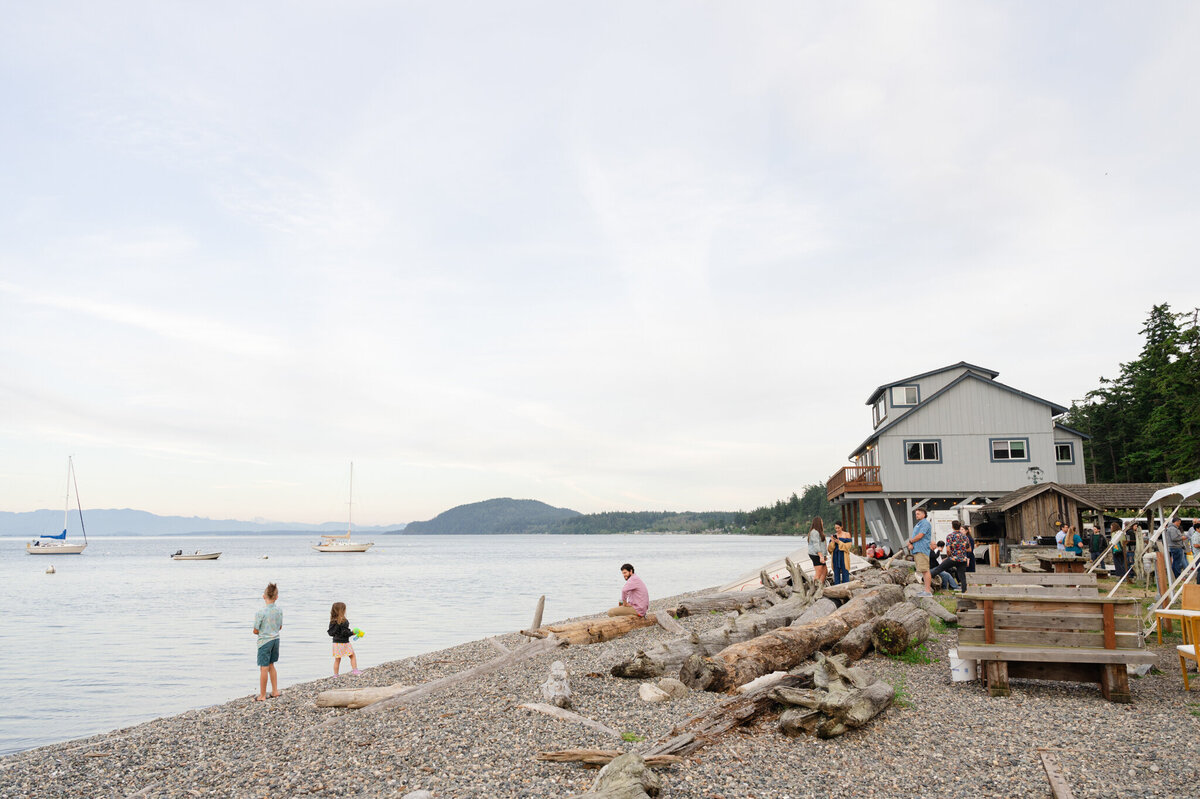 Bellingham-Wedding-Photographer_Guemes-Island-Resort_Caylie-Mash_SR0172