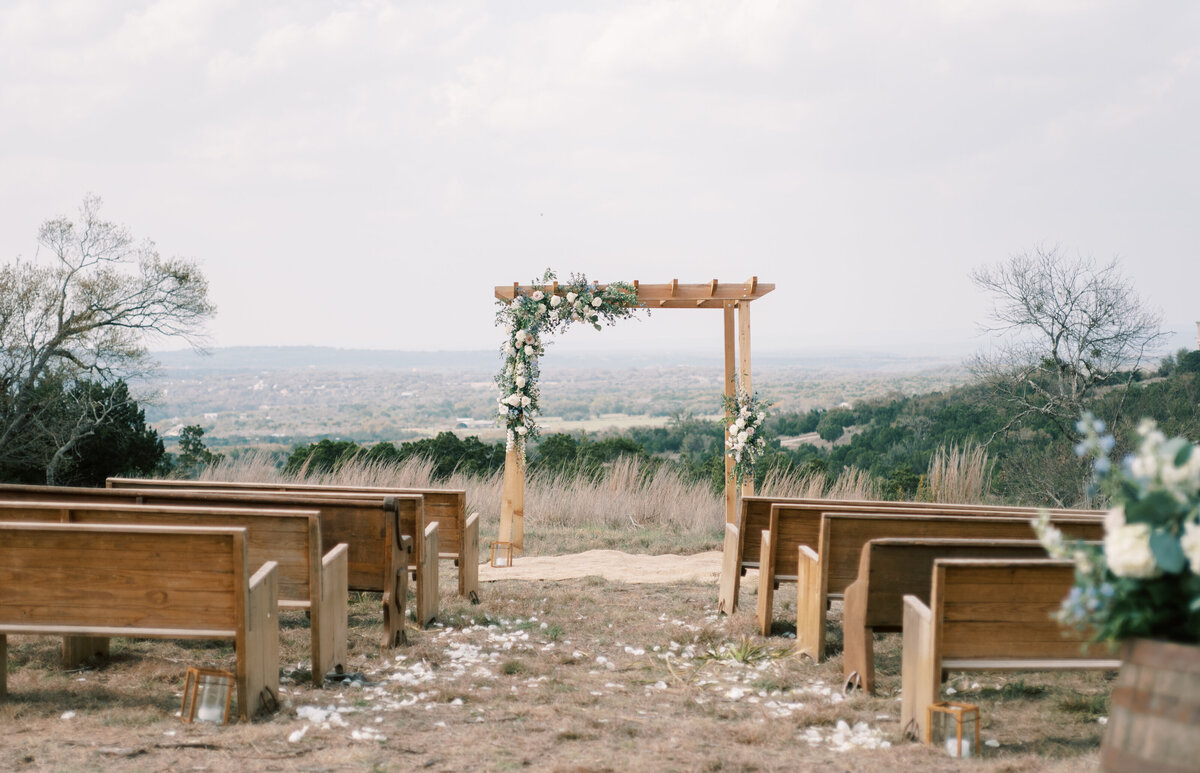 luck ranch-luck-ranch-spicewood-texas-willie-nelson-wedding-tonya-volk-photography-111