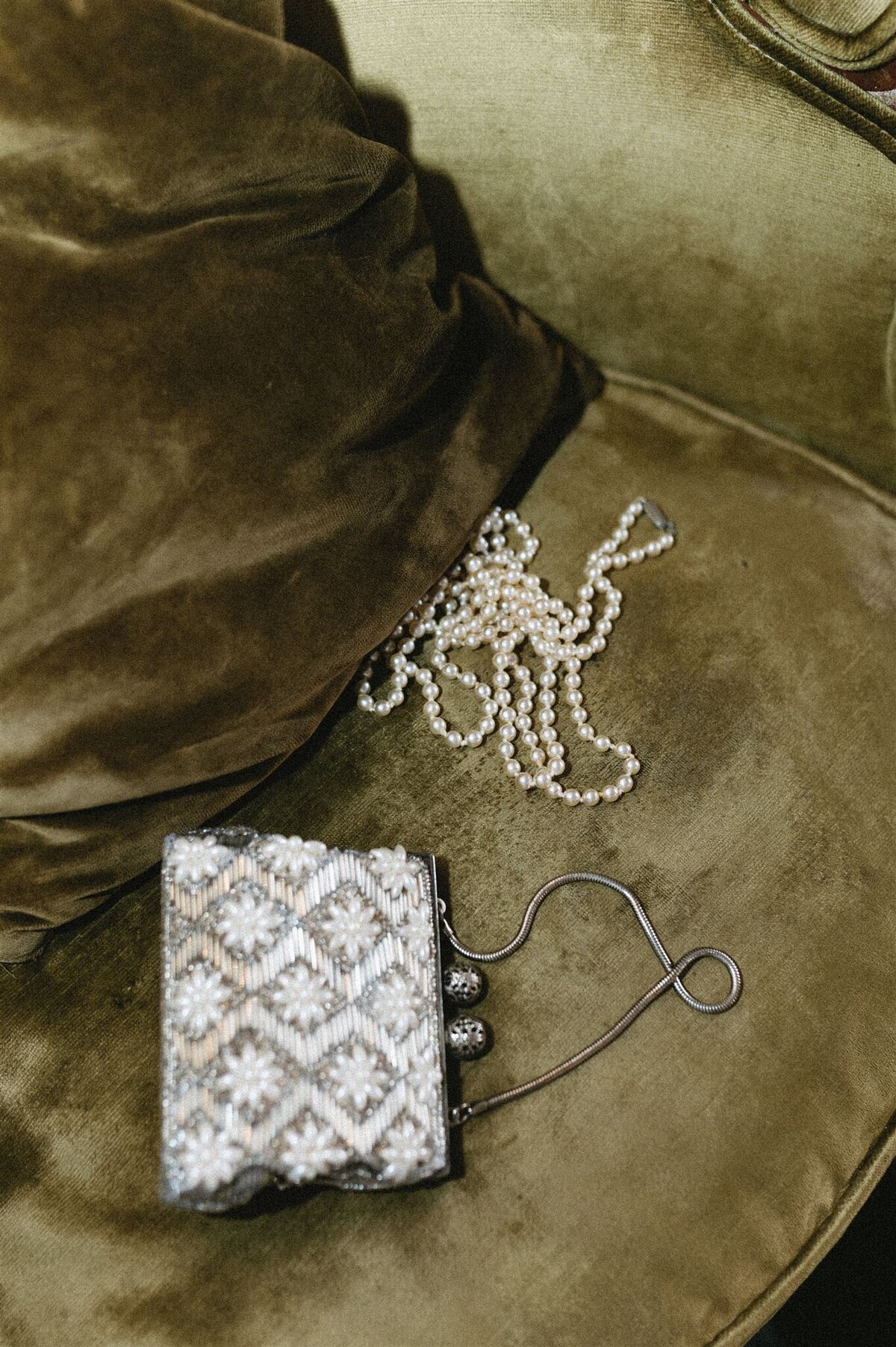 private-estate-montreal-wedding-julia-garcia-prat-french-luxury-wedding-photographer-2_websize