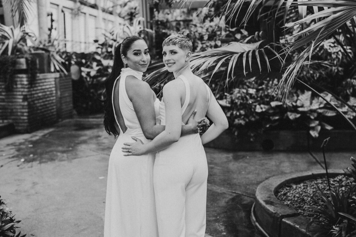 Garfield-Conservatory-Elopement-Chicago-Photographer-Queer-Affirming-54