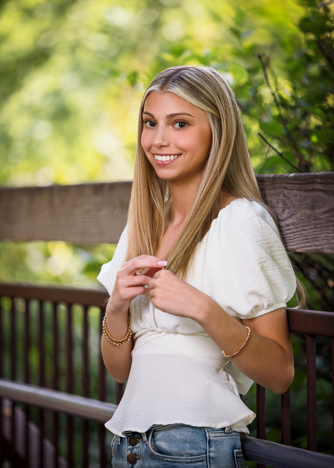 senior-photography-outdoors