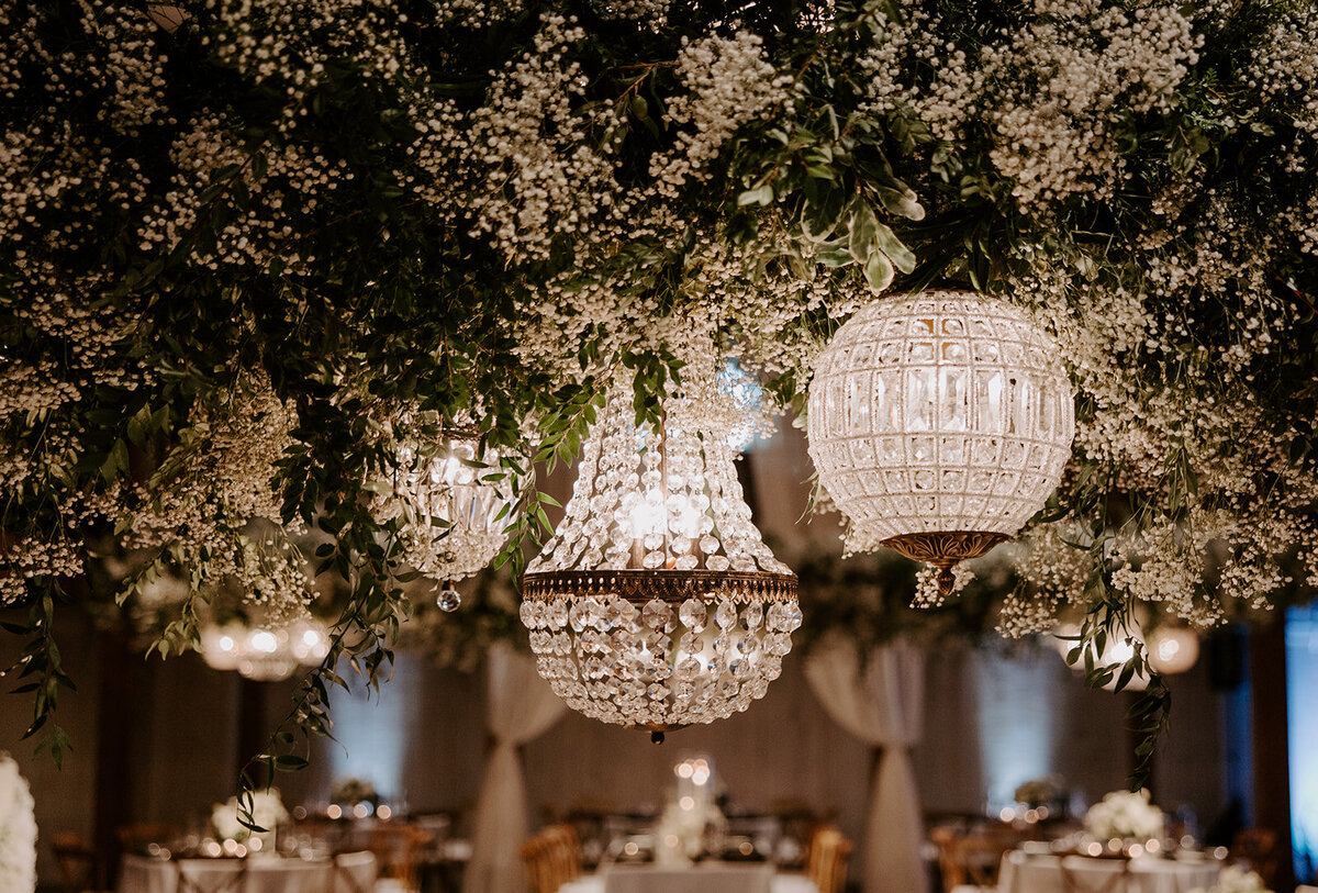 white-wedding-florals-00027