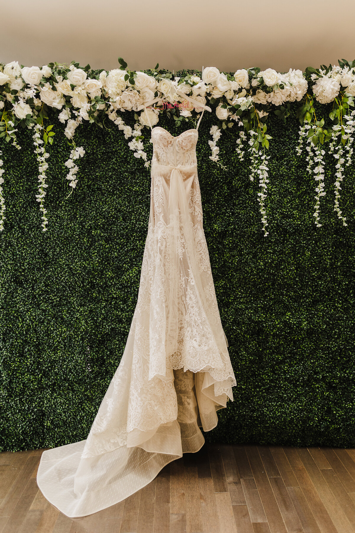 Lauren-Ashley-Studios-Chicago-Wedding-Photographer-Drury-Lane-Oakbrook-Cantigny-Park-46