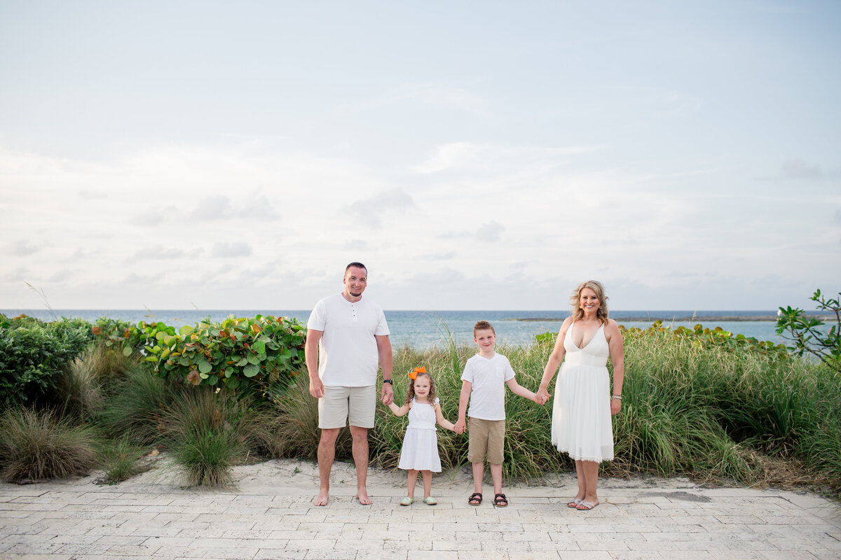 EboniRobyn-Family-Cove-Atlantis-ParadiseIsland-Tiffany-Nassau-TheBahamas-5