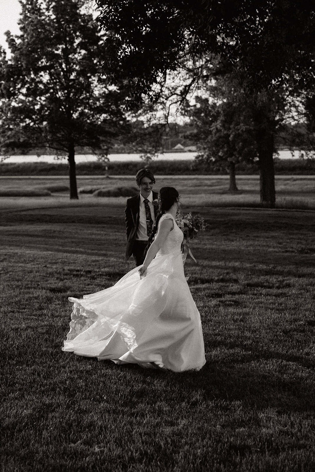 backyard-wedding-rock-island-arsenal-quad-cities-9-2