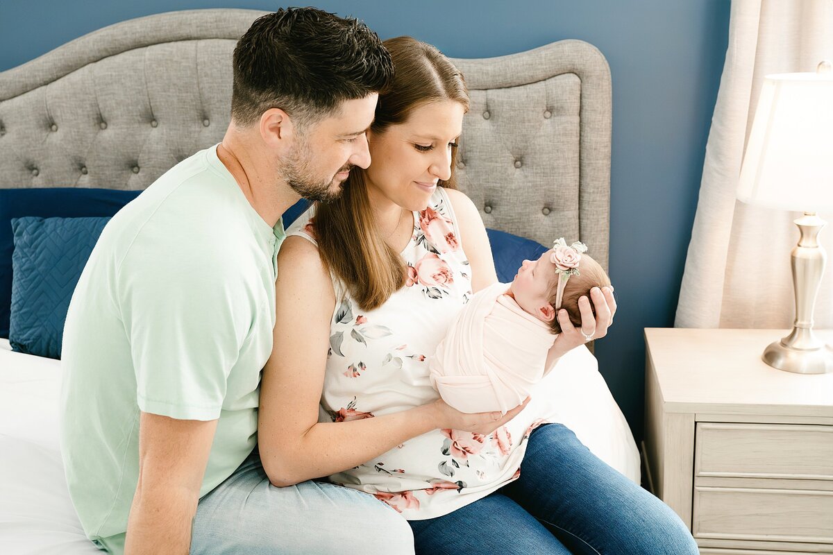 Lifestyle Newborn Photographer Pittsburgh-12