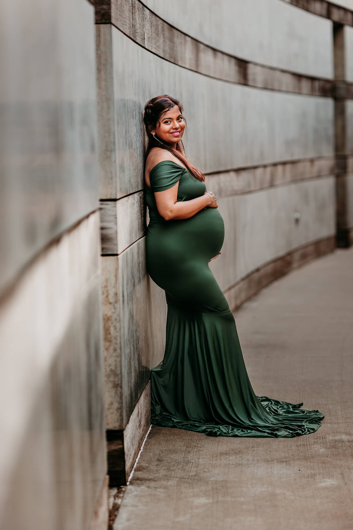 NW Arkansas maternity photographer, maternity photography near me, maternity portraits NW Arkansas, pregnancy photoshoot near me