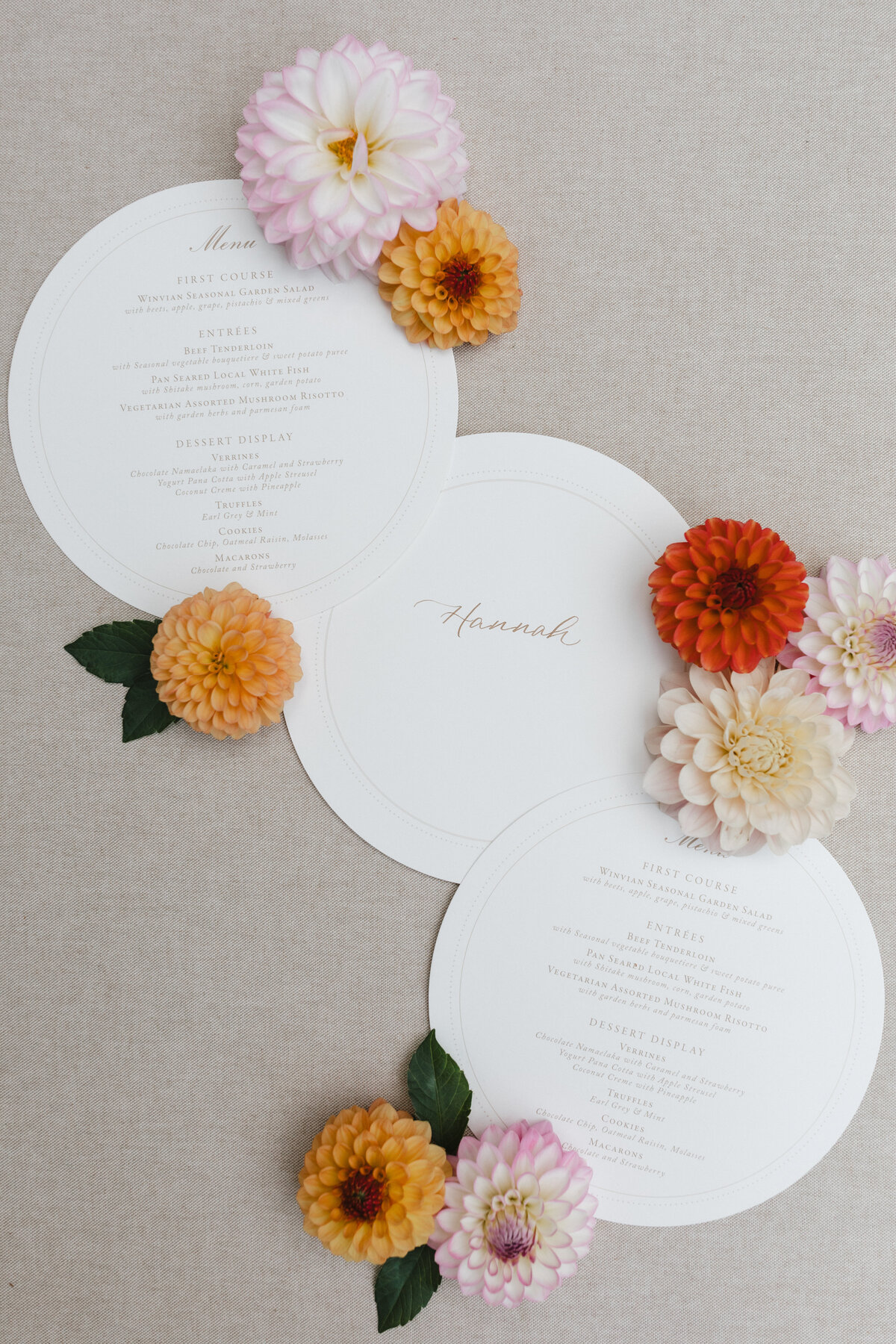 wedding-menu-round-calligraphy
