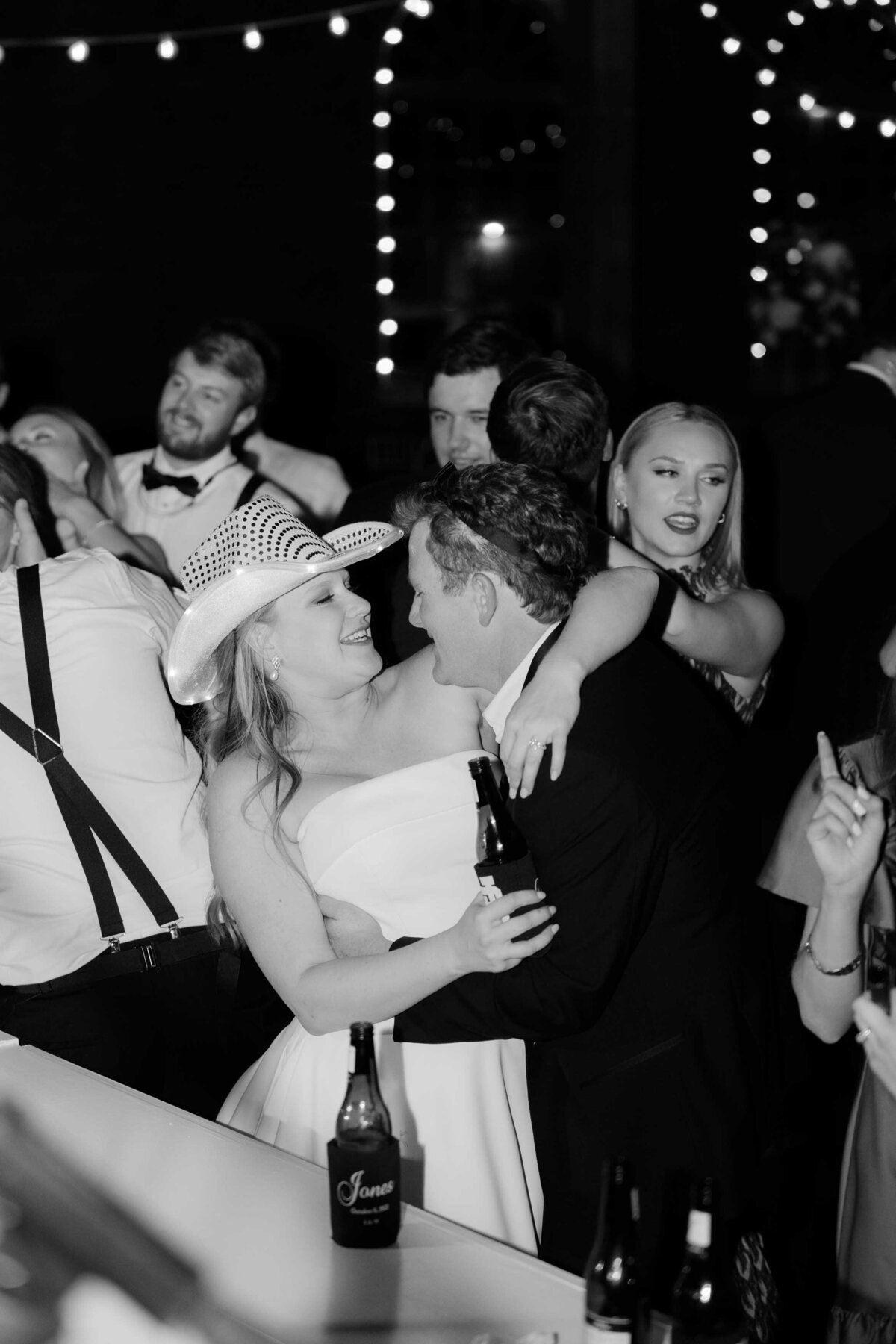 RoundhouseWeddingJonesReception-16