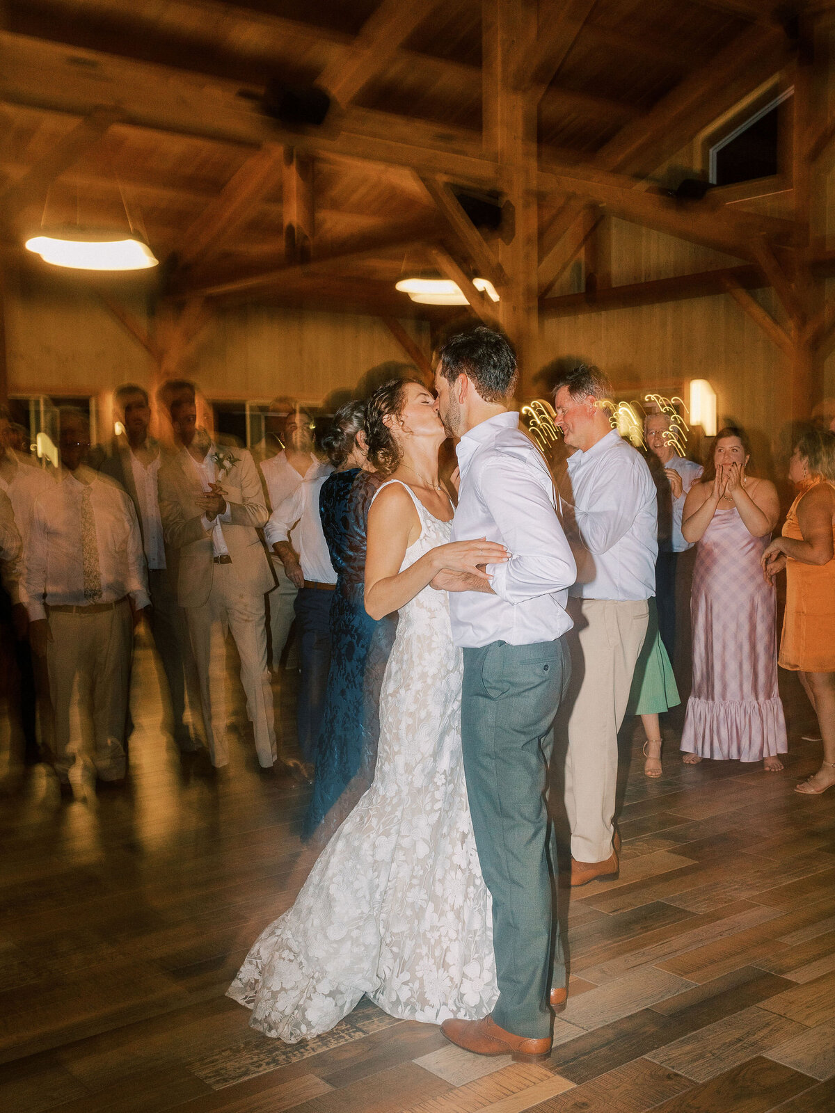 EmilyandZekeweddinghighlightEsraYPhotography-172