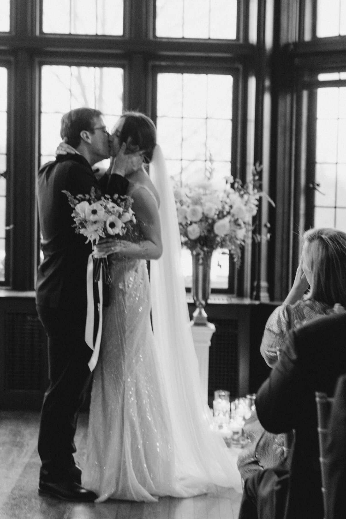 wedding-ceremony-at-waveny-house-4