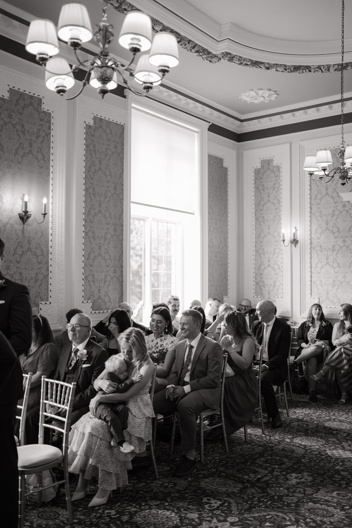 natalie-and-tom-wedding_crewe-town-hall_elee-smith-photo-02