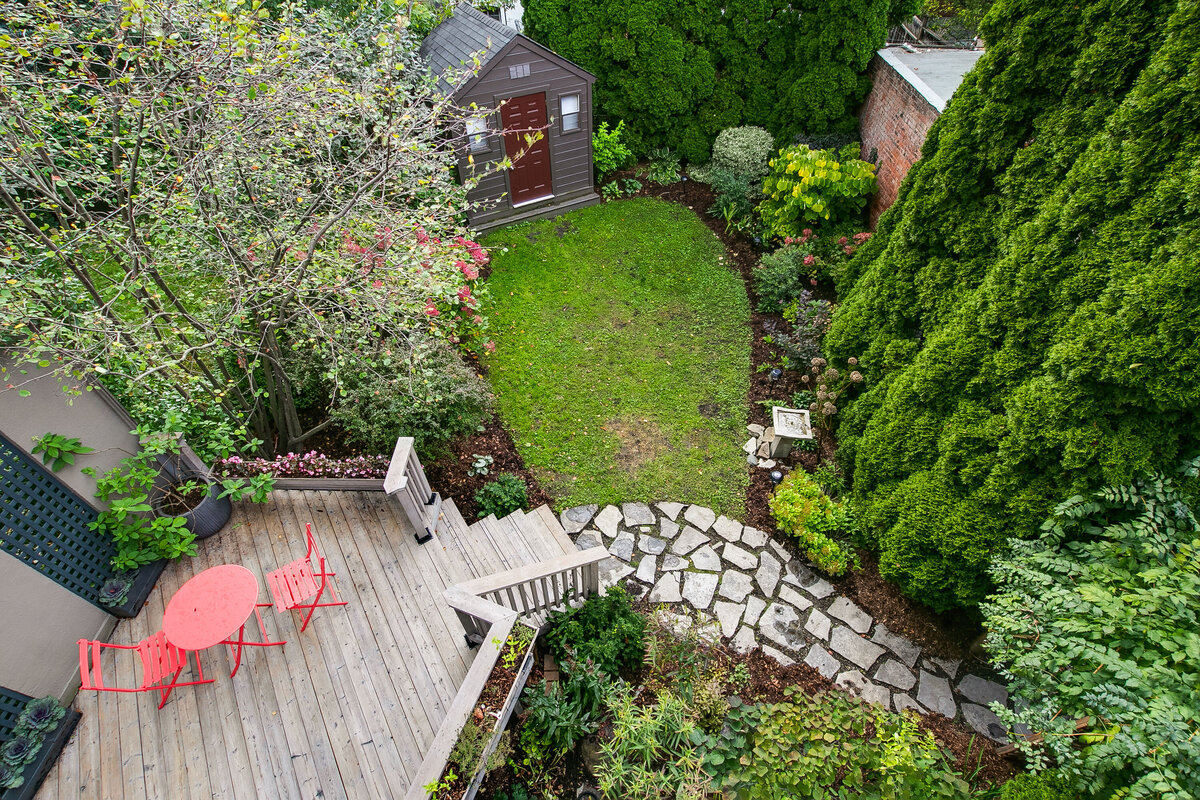 074_Backyard