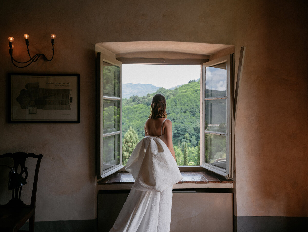 Villa-Catureglio-Wedding-For-Love-of-Love-23