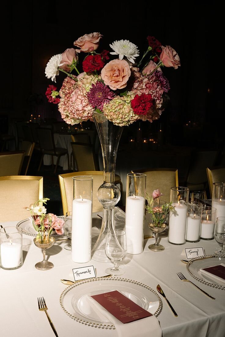 Mary Beth & Tarun _ Fox Theatre - Rêver Weddings- Araiza Florals