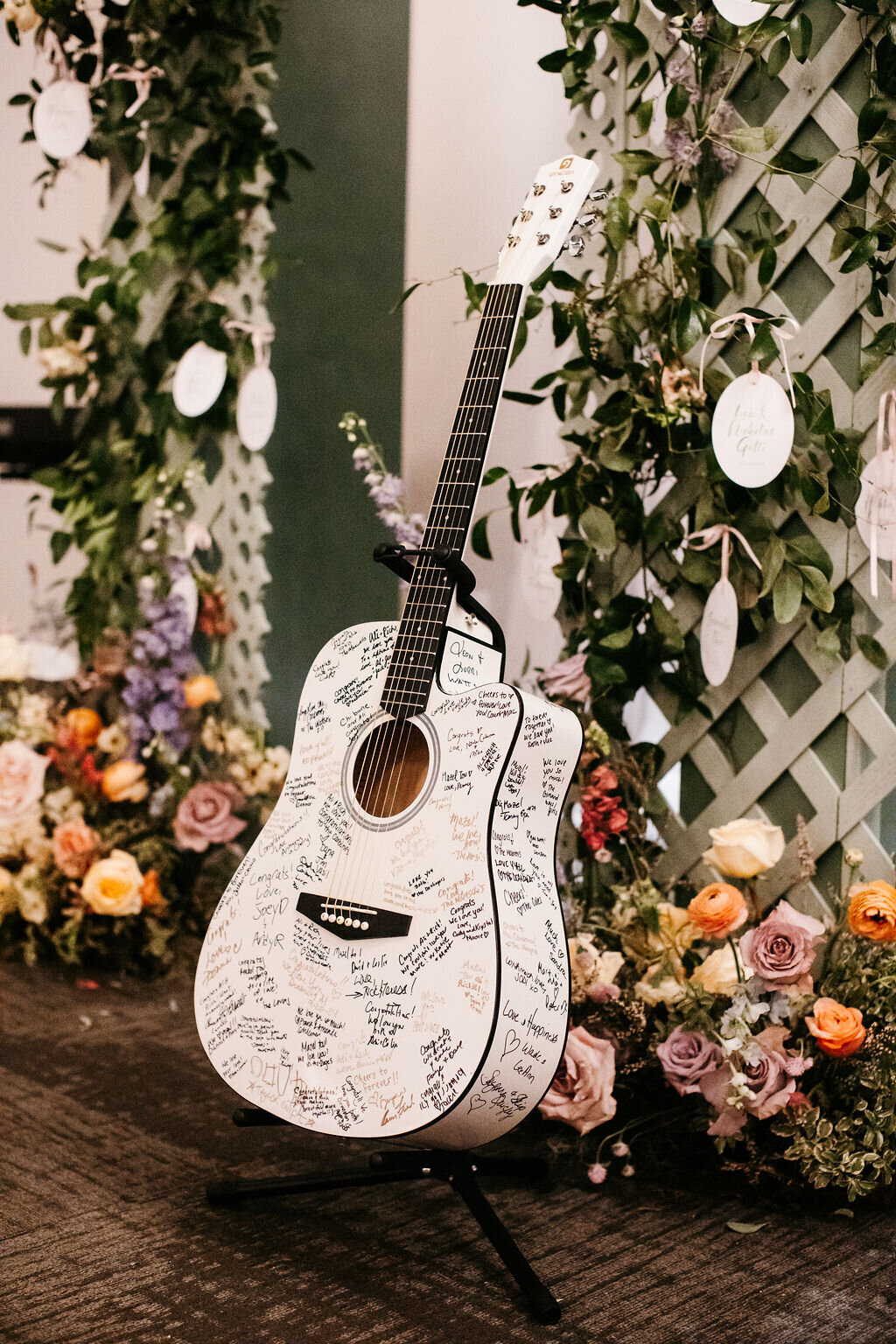 white guitar guest book at country music hall of fame