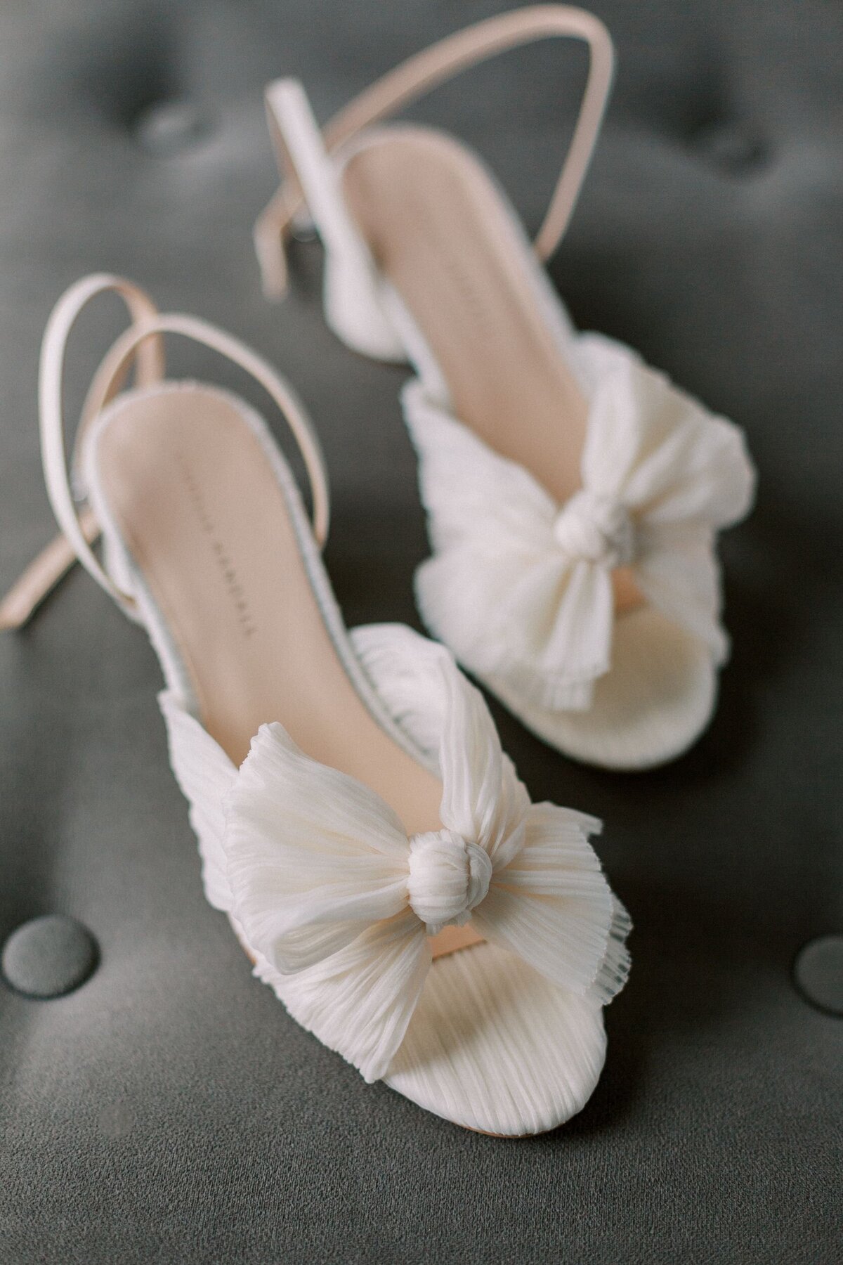 Caitlin-Chris-Blithewold-Mansion-Wedding-5