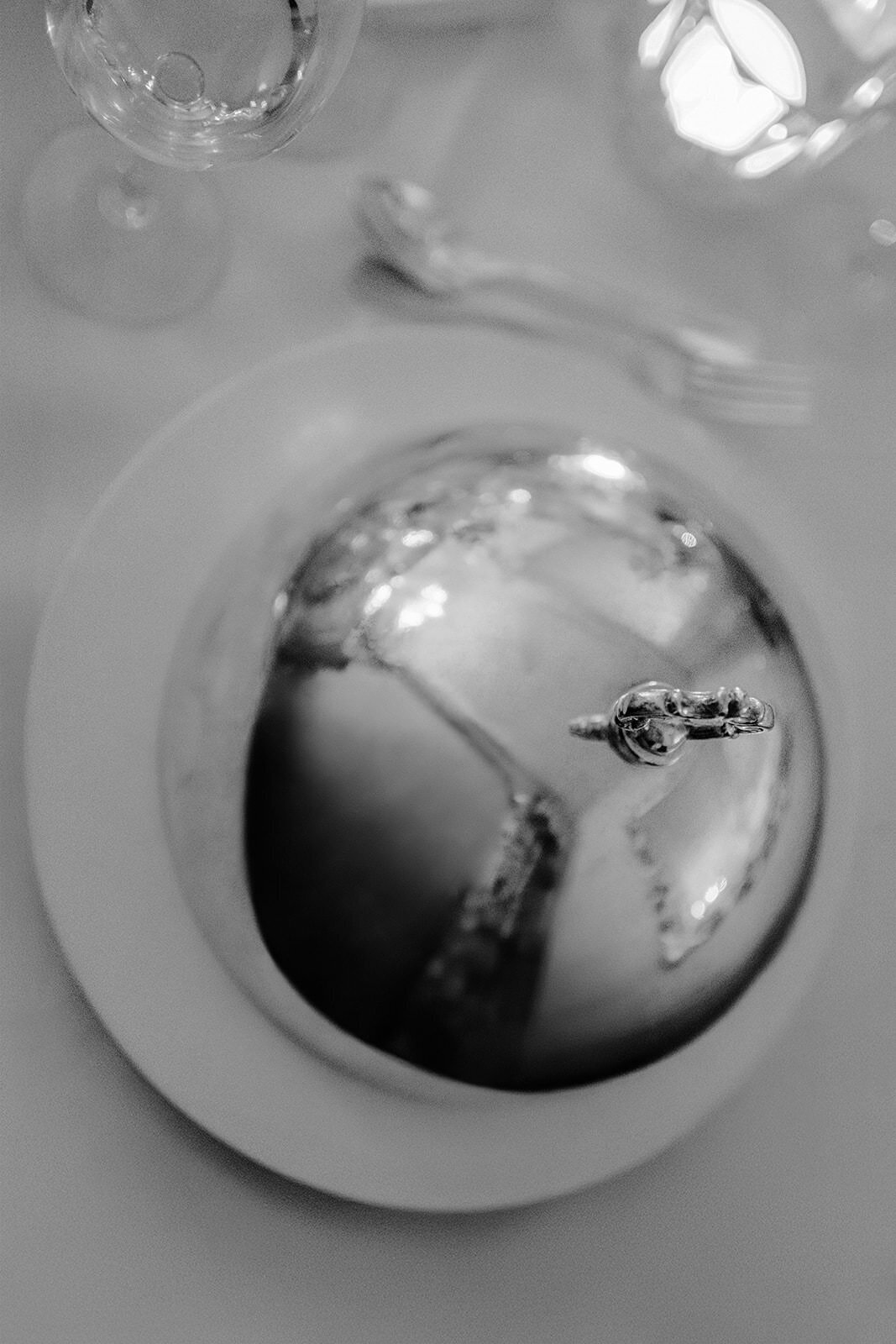 Powers_Wilson_Switzerland_Wedding_DinnerDetails_TaraHodgesPhotography021