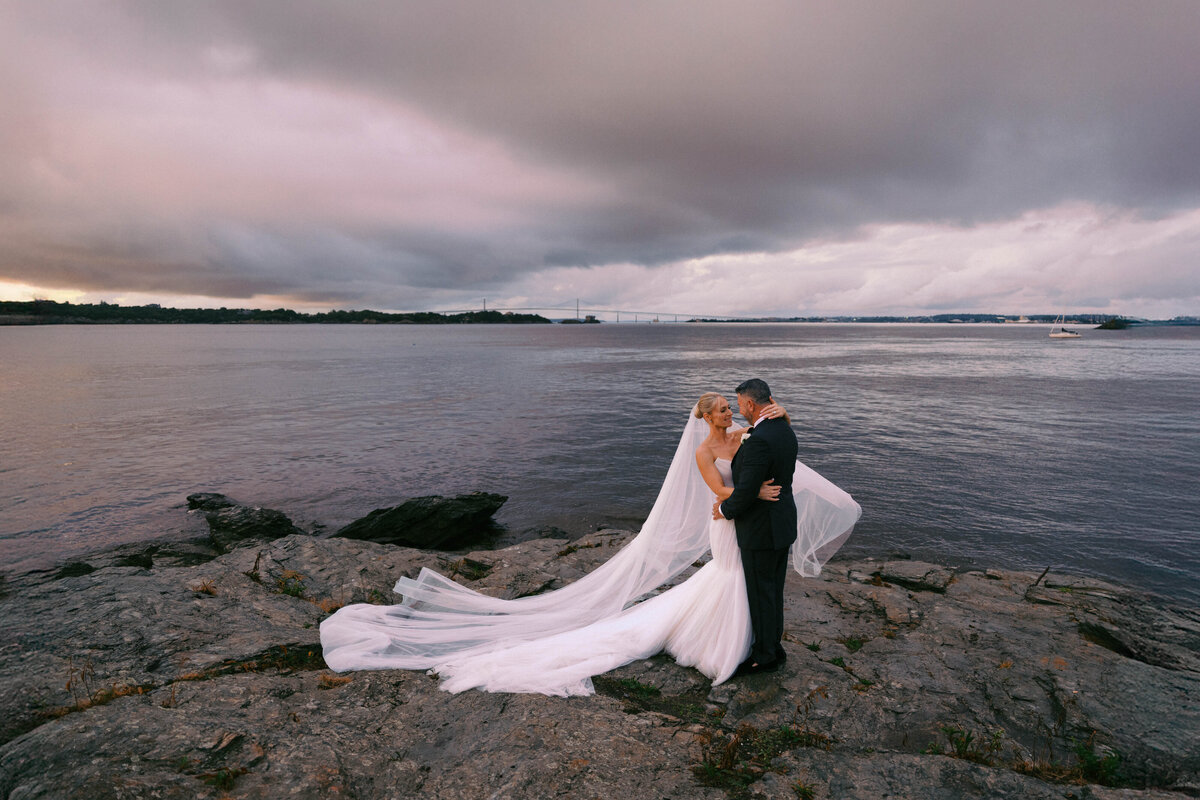 sunset-wedding-portraits-newport-rhode-island